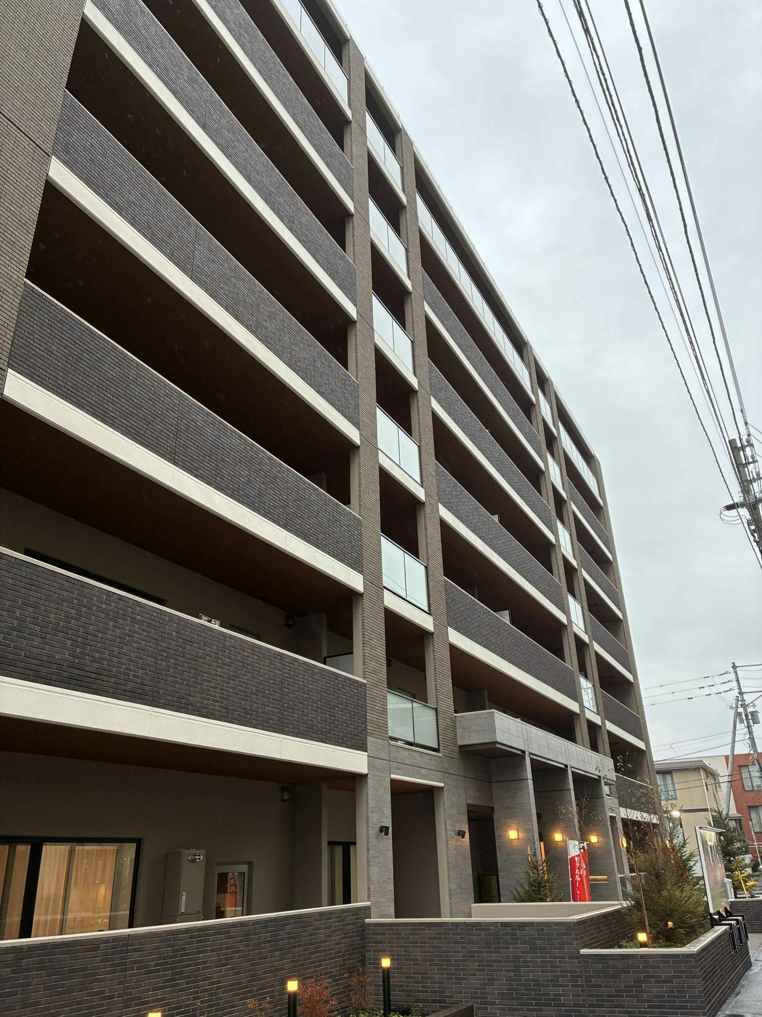 【楽天スーパーSALE】交通の利便性が高く繁華街ススキノから徒歩圏内で中島公園に隣接、新築マンション