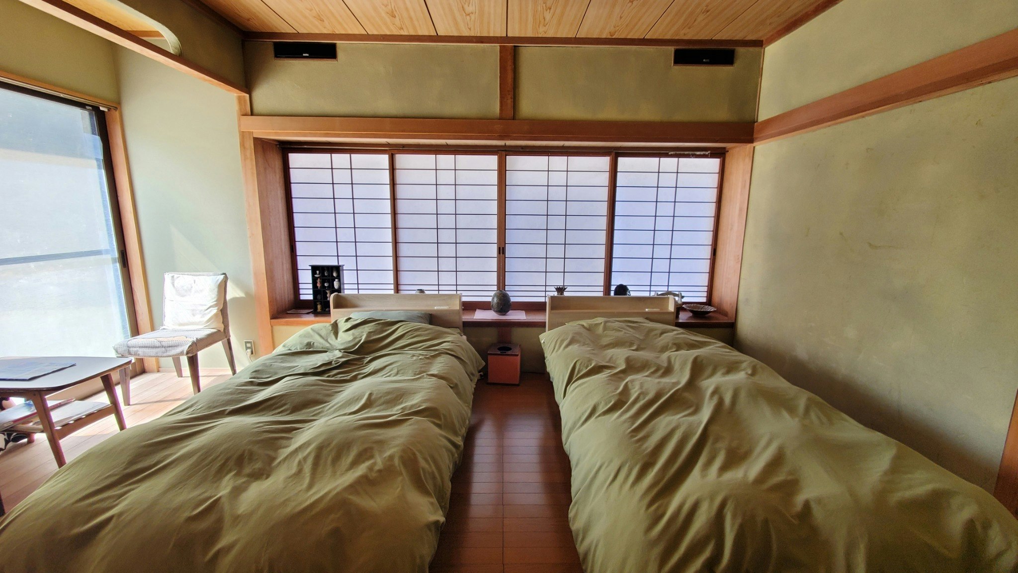 【1階和洋室】階段なし・高反発ベッド|1〜2名でゆったり|カサ・ノリサン
