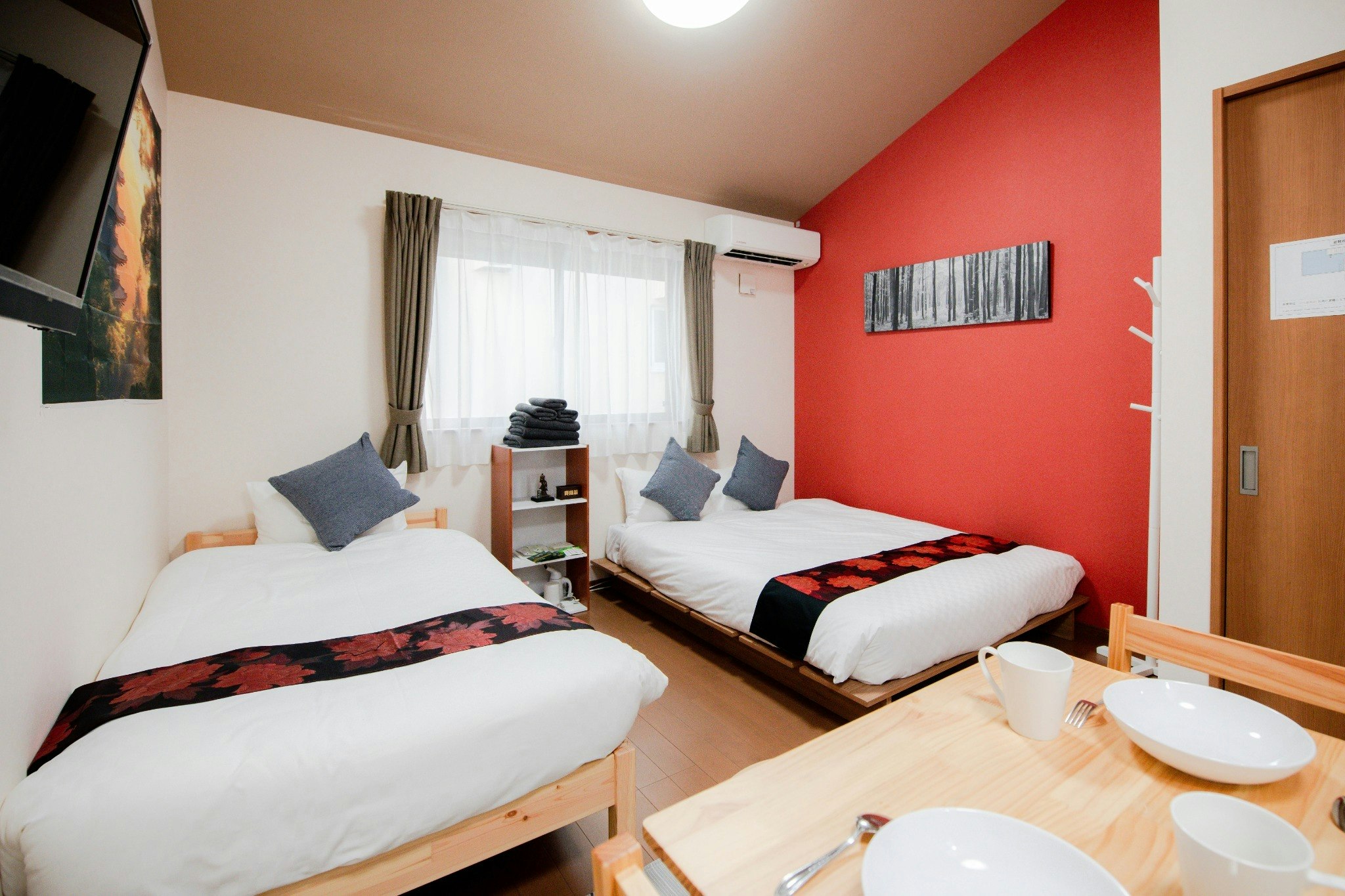 ノワール東寺INN二階|東寺・JR西大路駅近く|独立玄関付き、家族や友人に最適