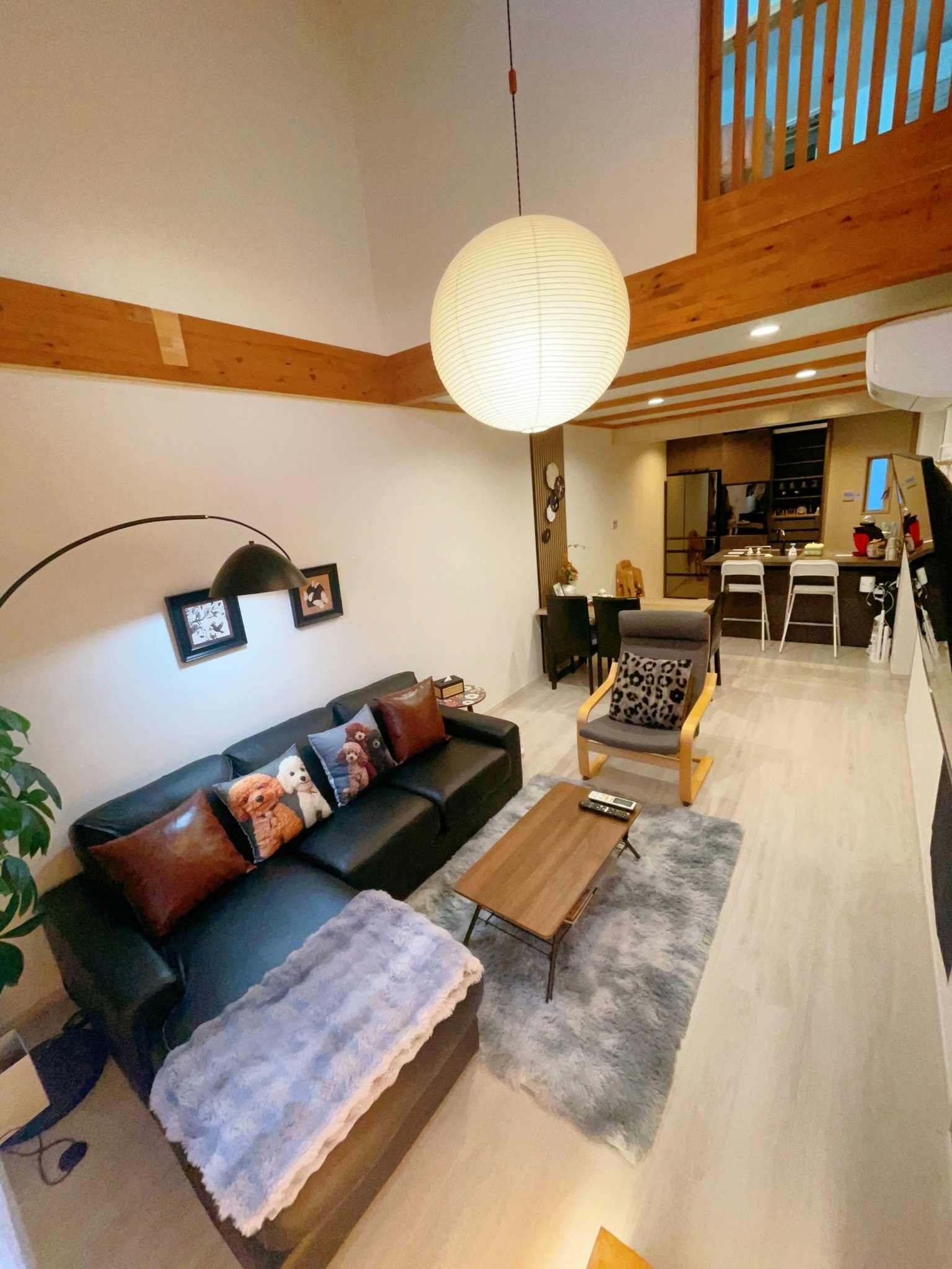 子供連れ家族大歓迎マリオテーマキッズ部屋