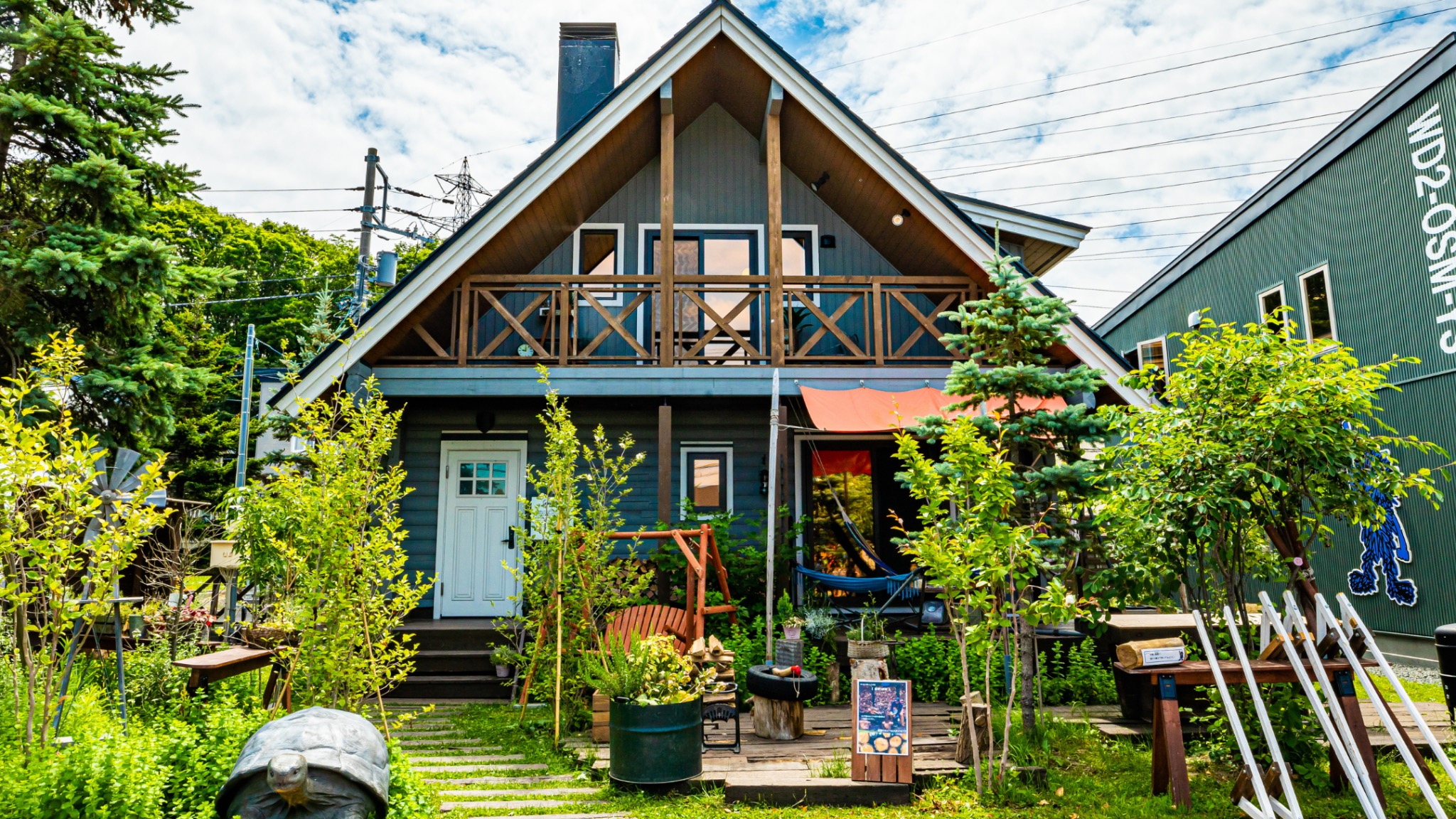 【1日1組限定】札幌/江別の薪ストーブが体験できるログハウス|土間リビング・木の香り|BESS札幌