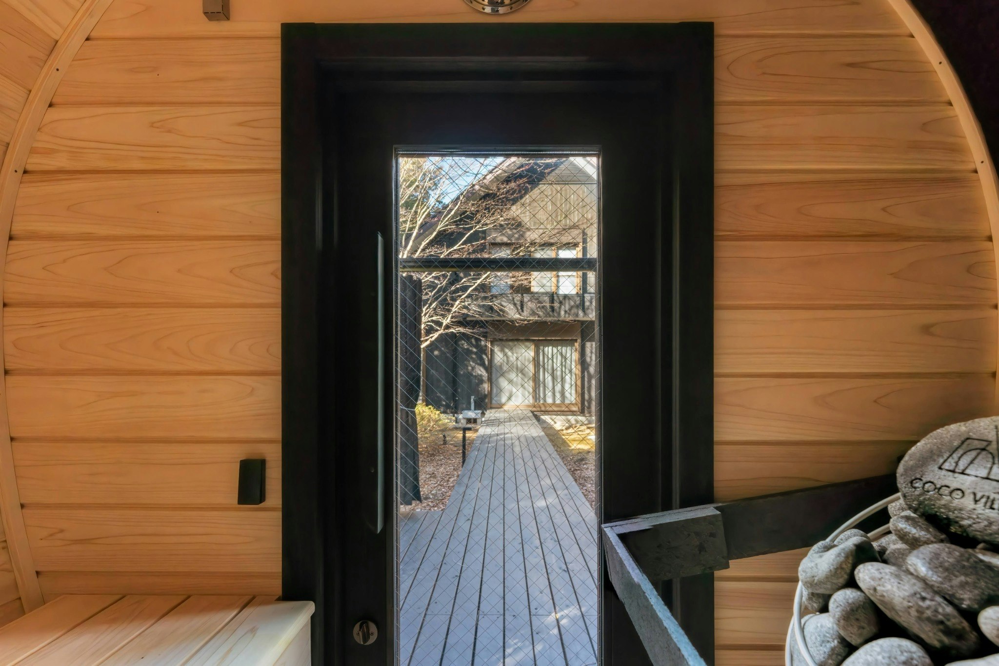 1日1組限定|サウナ・BBQ・焚き火設備付き|130m2超の和モダンな一棟貸し