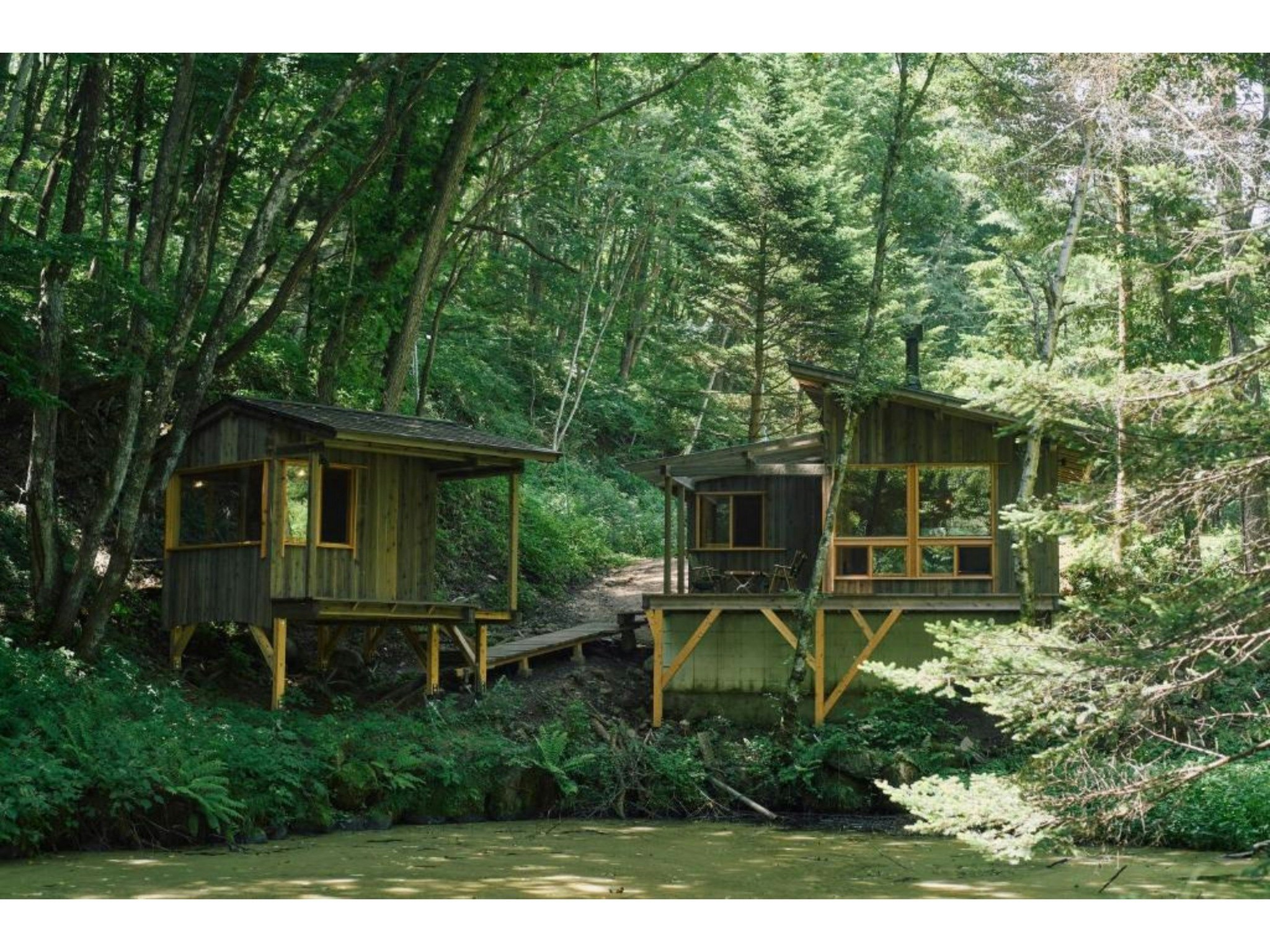 【禁煙】Hut -float- 薪ストーブがある池のほとりの暮らし