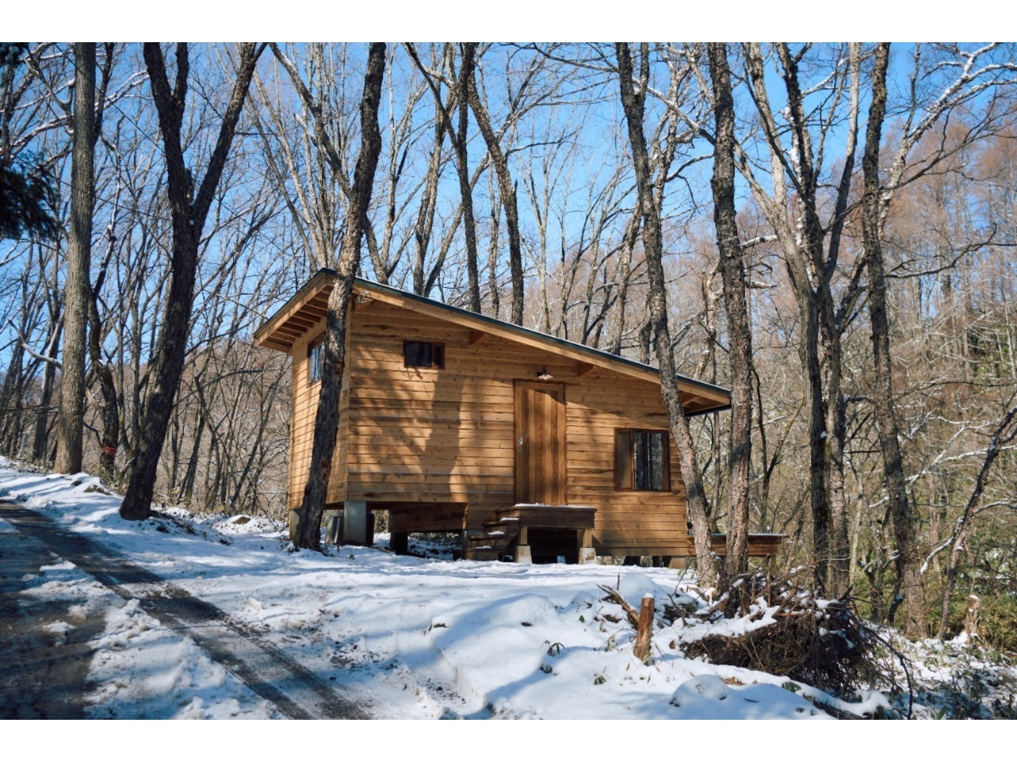 【禁煙】Hut -nest- 千曲川の源流を望む、鳥の巣のような小さな家