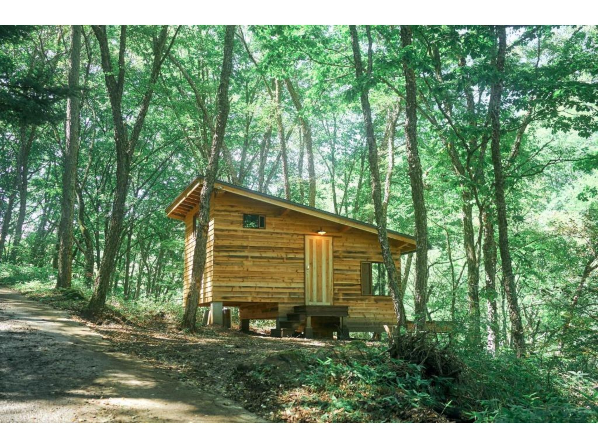 【禁煙】Hut -nest- 千曲川の源流を望む、鳥の巣のような小さな家