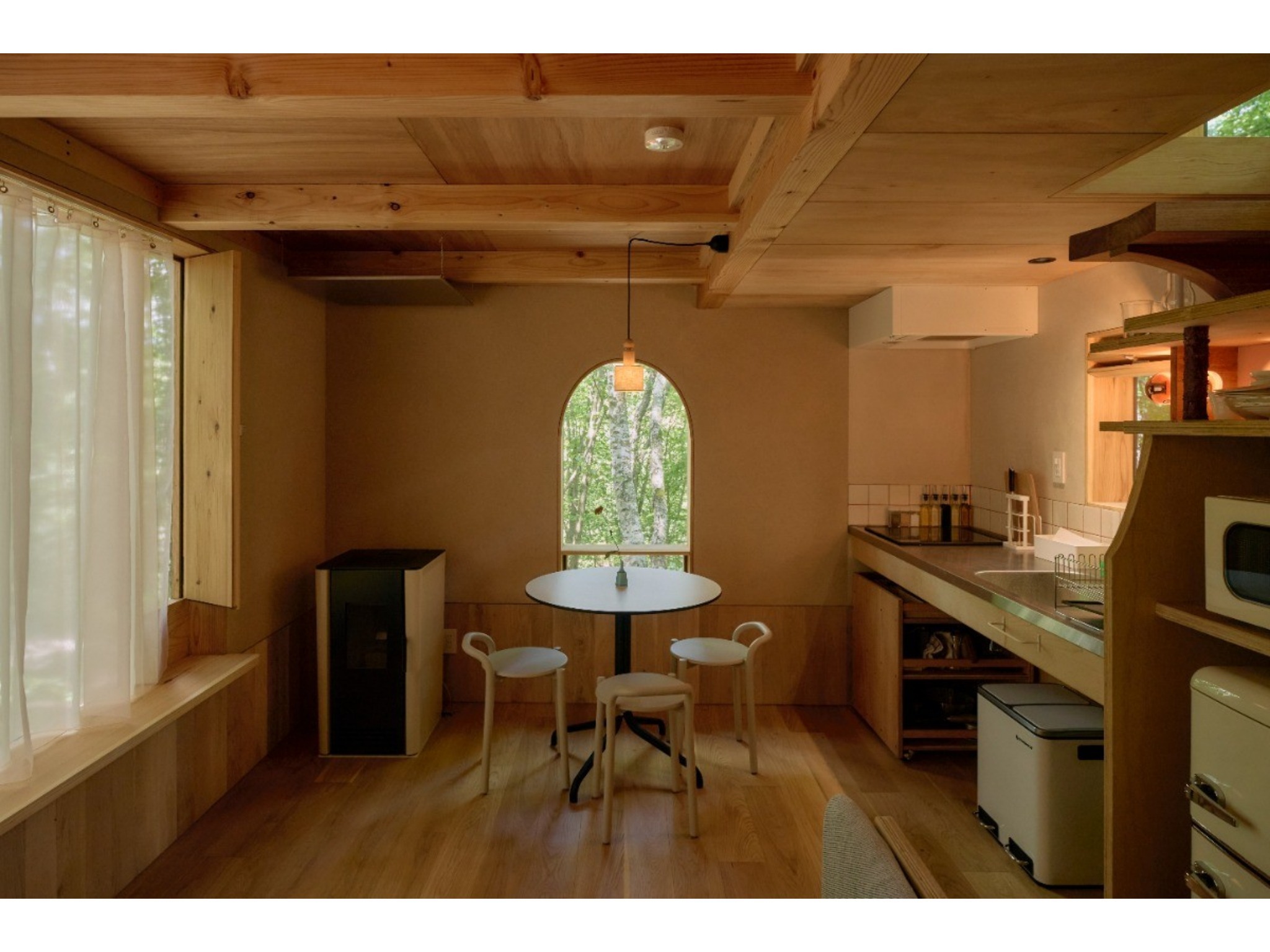 【禁煙】Hut -glow- プライベートサウナと浴室付き、西陽に輝く小さな家