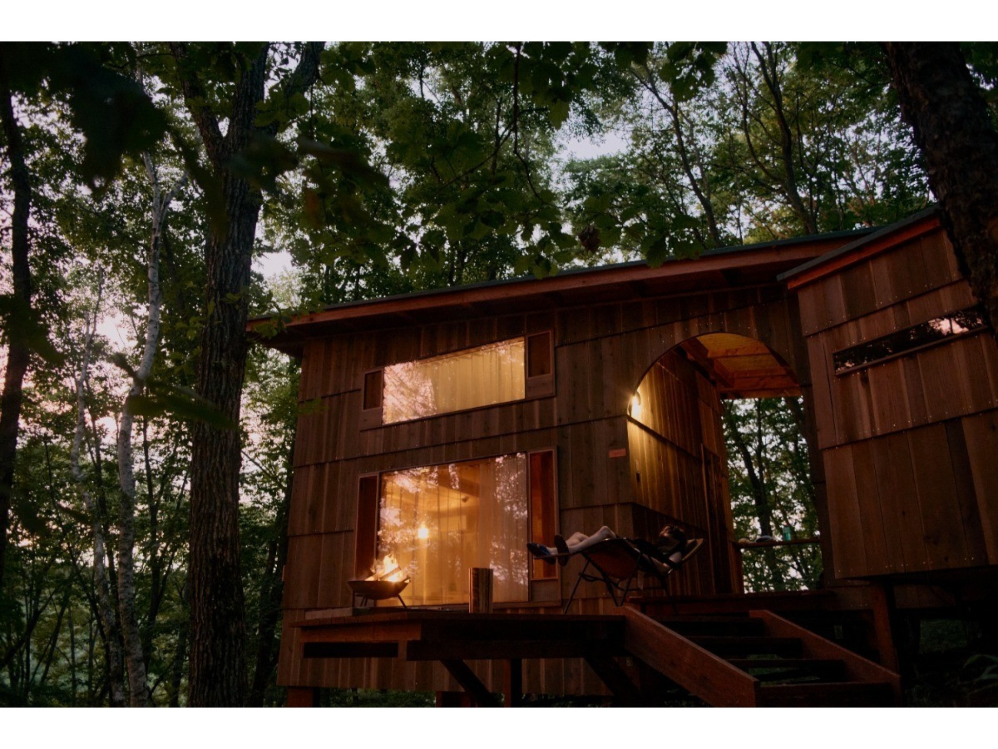 【禁煙】Hut -glow- プライベートサウナと浴室付き、西陽に輝く小さな家