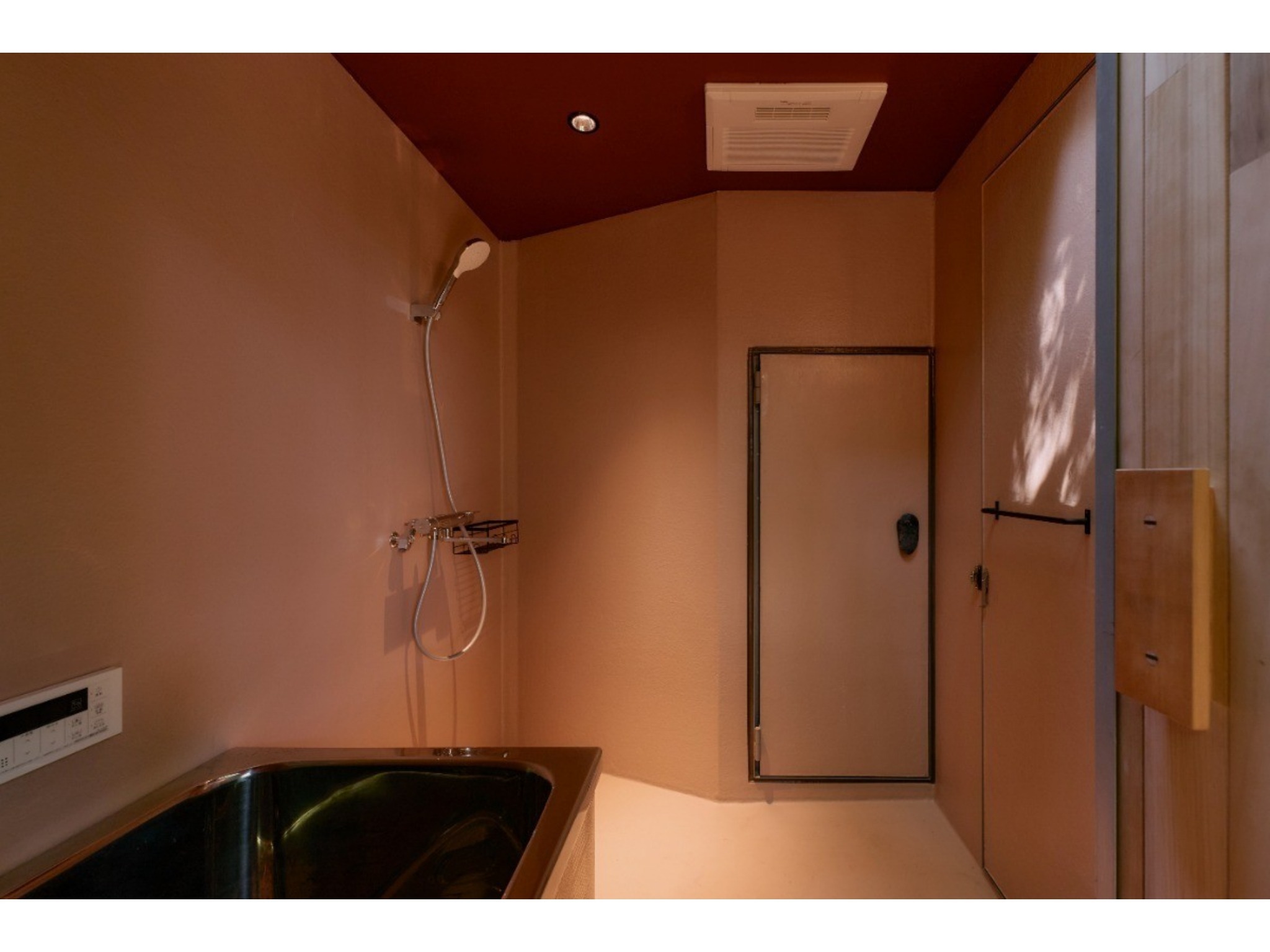 【禁煙】Hut -glow- プライベートサウナと浴室付き、西陽に輝く小さな家