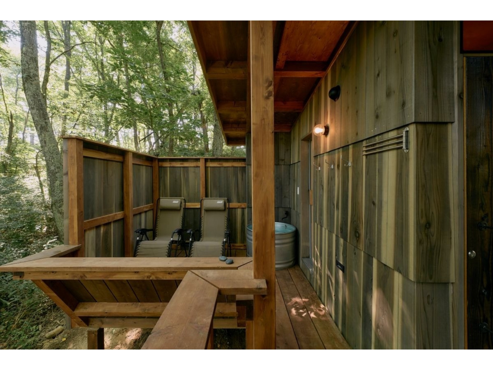 【禁煙】Hut -glow- プライベートサウナと浴室付き、西陽に輝く小さな家