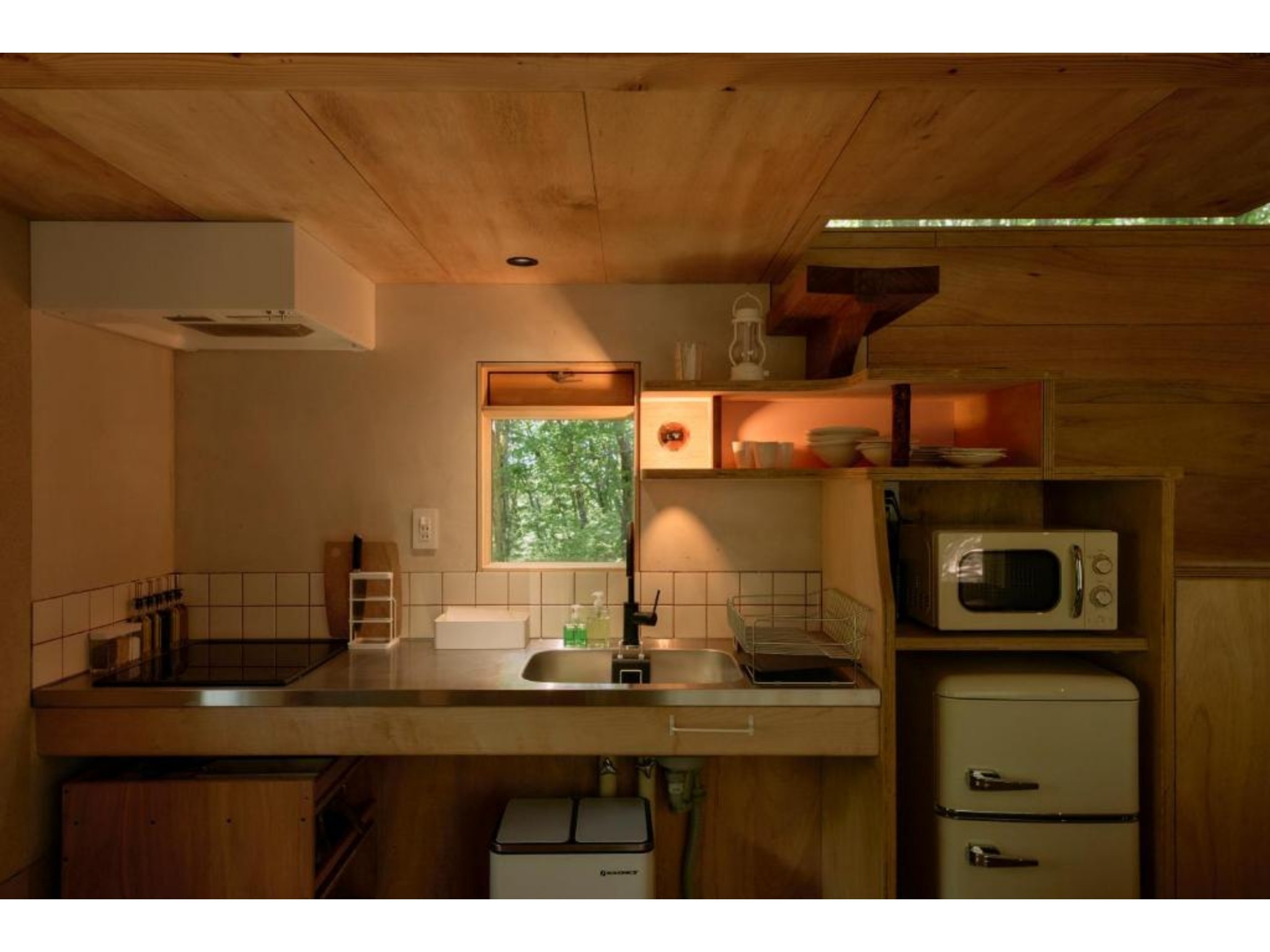 【禁煙】Hut -glow- プライベートサウナと浴室付き、西陽に輝く小さな家