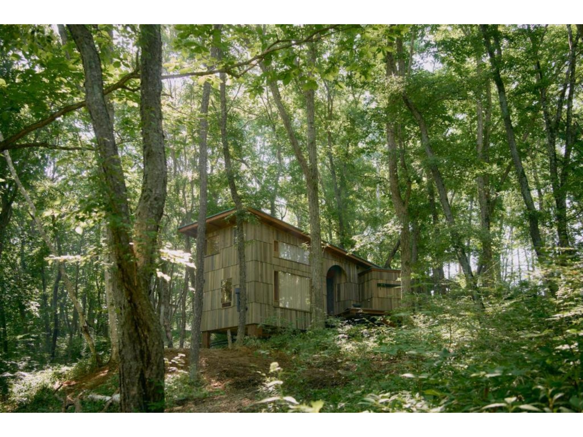 【禁煙】Hut -glow- プライベートサウナと浴室付き、西陽に輝く小さな家