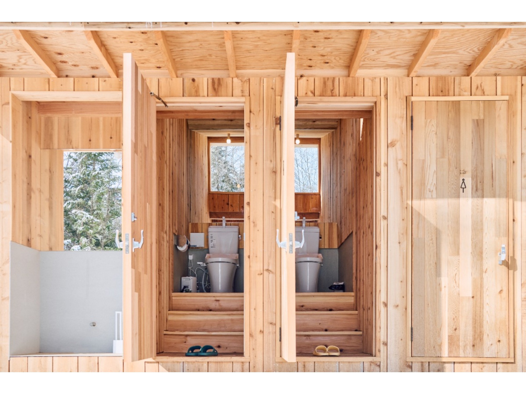 【禁煙】-Nutshell- 木の実の殻のようなキャビン