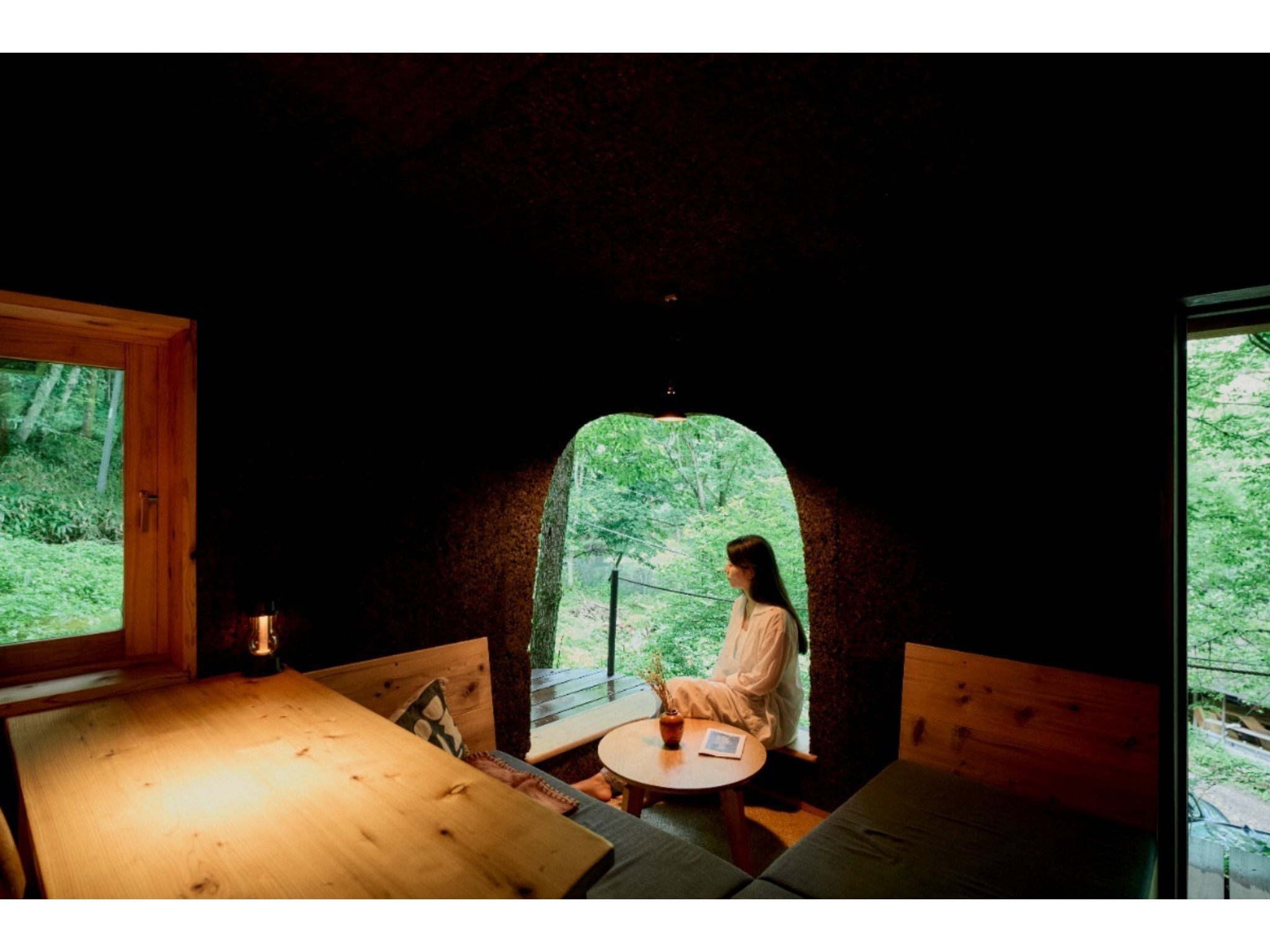 【禁煙】Hut -coal- 森に佇む漆黒の小さな家