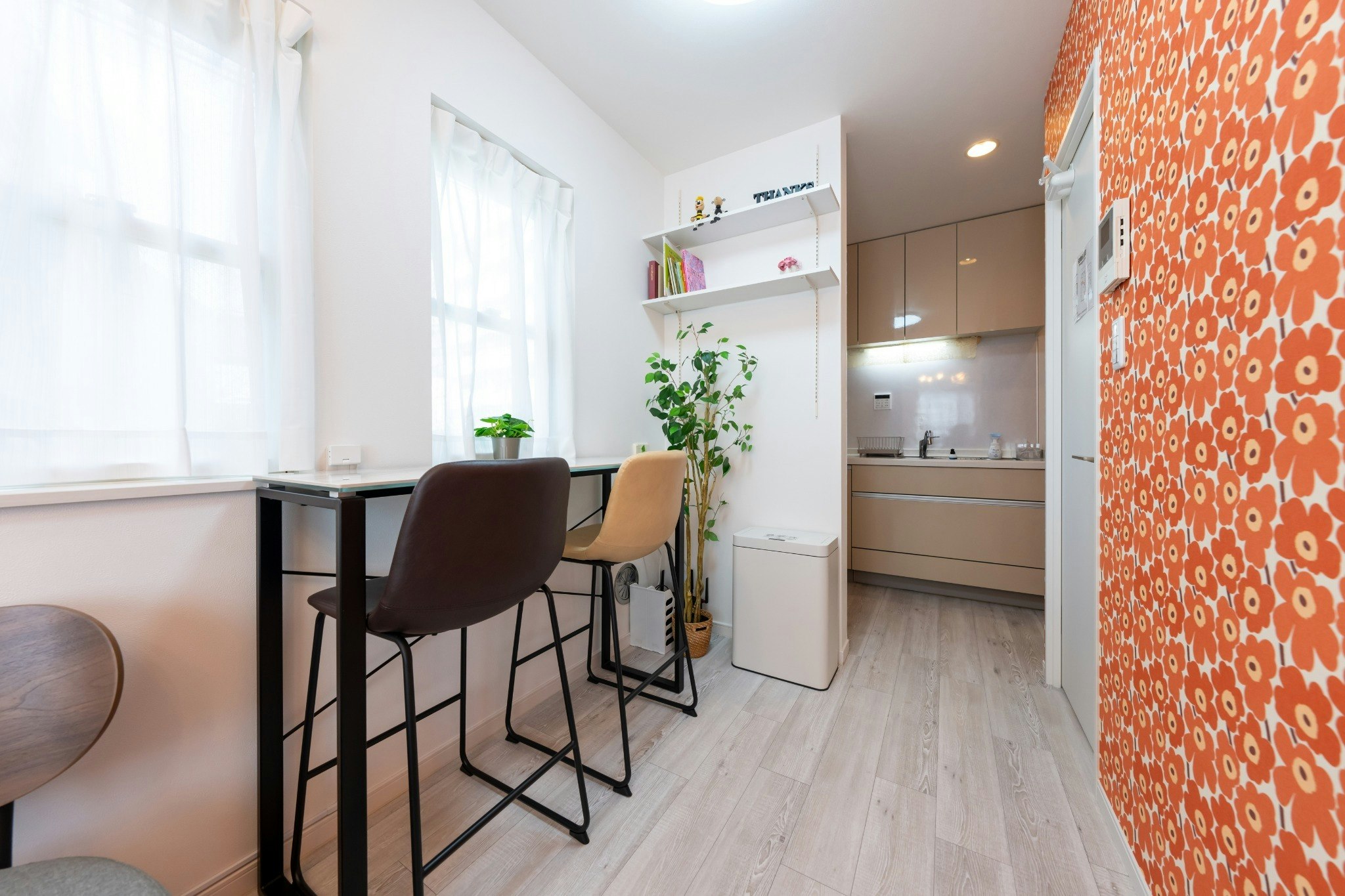 新宿区貸切一軒家73m2 新宿へ地下鉄で13分 駅徒歩5分 P有 暮らすように泊まる宿。