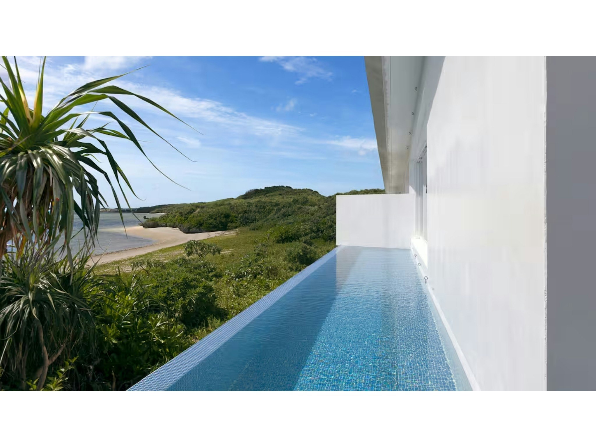 【一棟貸切】宮古島オーシャンフロント・ラグジュアリーヴィラ/海まで徒歩10秒