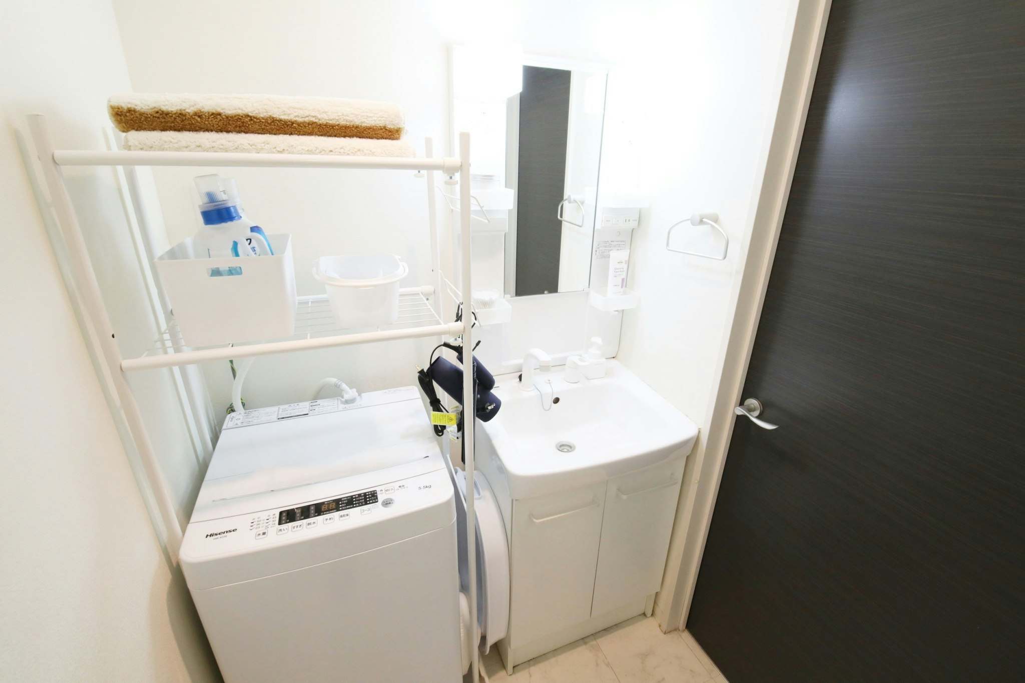 JR亀有駅徒歩7分|下町情緒あふれる亀有ステイ|Free Wi-Fi|1LDK・最大5名 ZA615