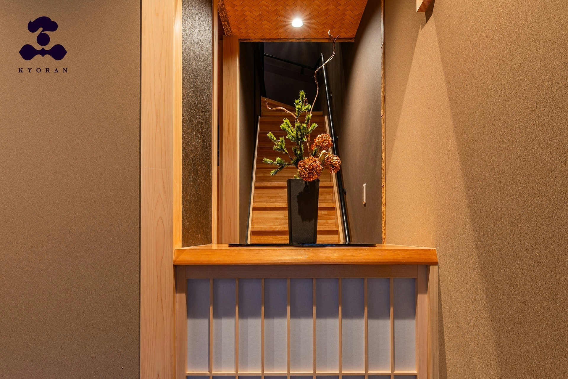 京都駅より歩8分、利便性に優れた好立地、5名2LDK、静寂を愉しむ町家一棟貸し