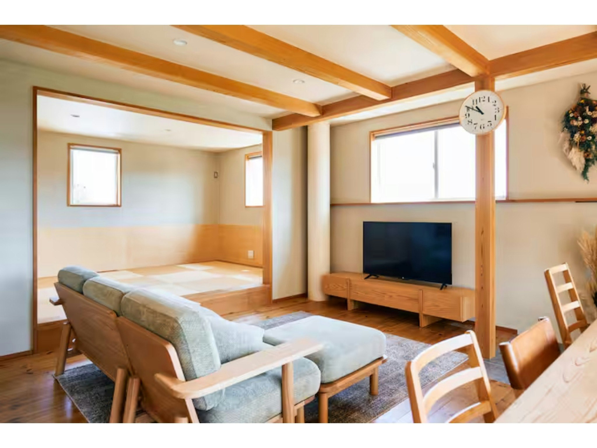 広々とした2階建て一軒家貸切|庭付き&充実設備