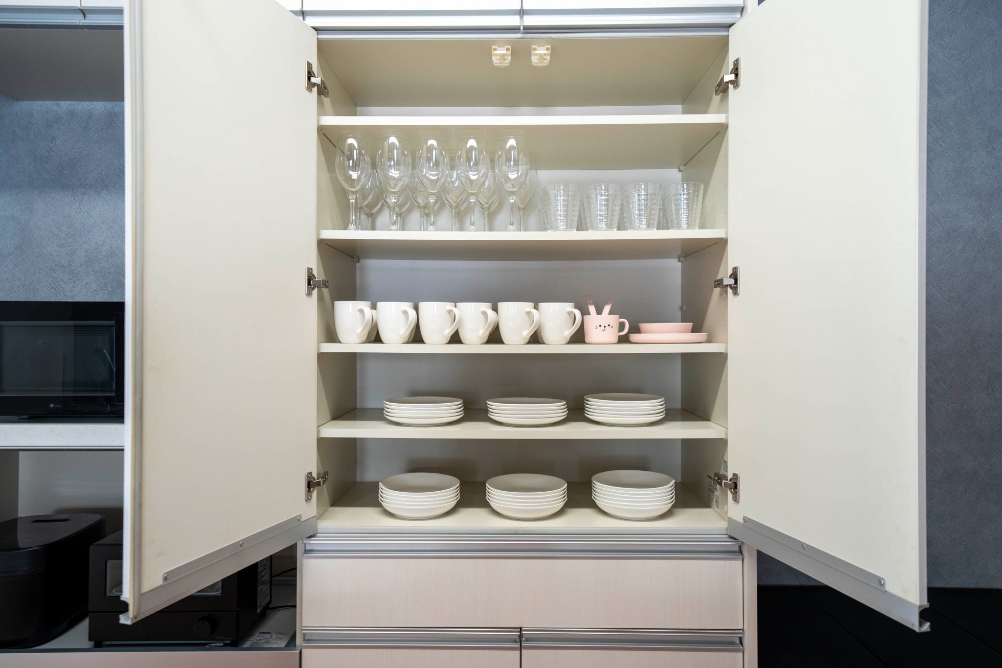 THE GRACIOUS のnull