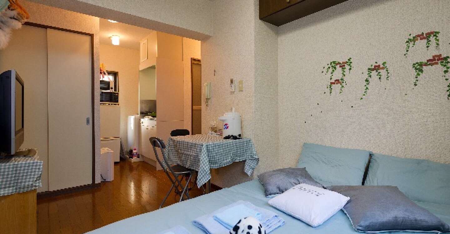 部屋の全体写真