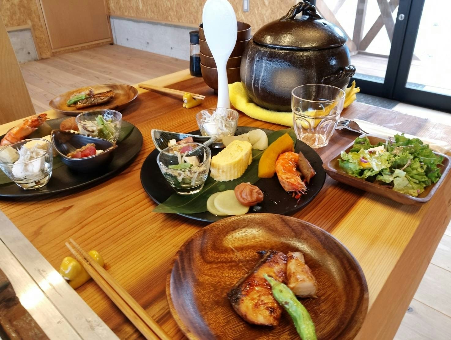 平日プラン⭐︎【夜・朝食付き】4月〜6月・9月〜12月ワンちゃんと日本海を臨むグランピングでお泊まり