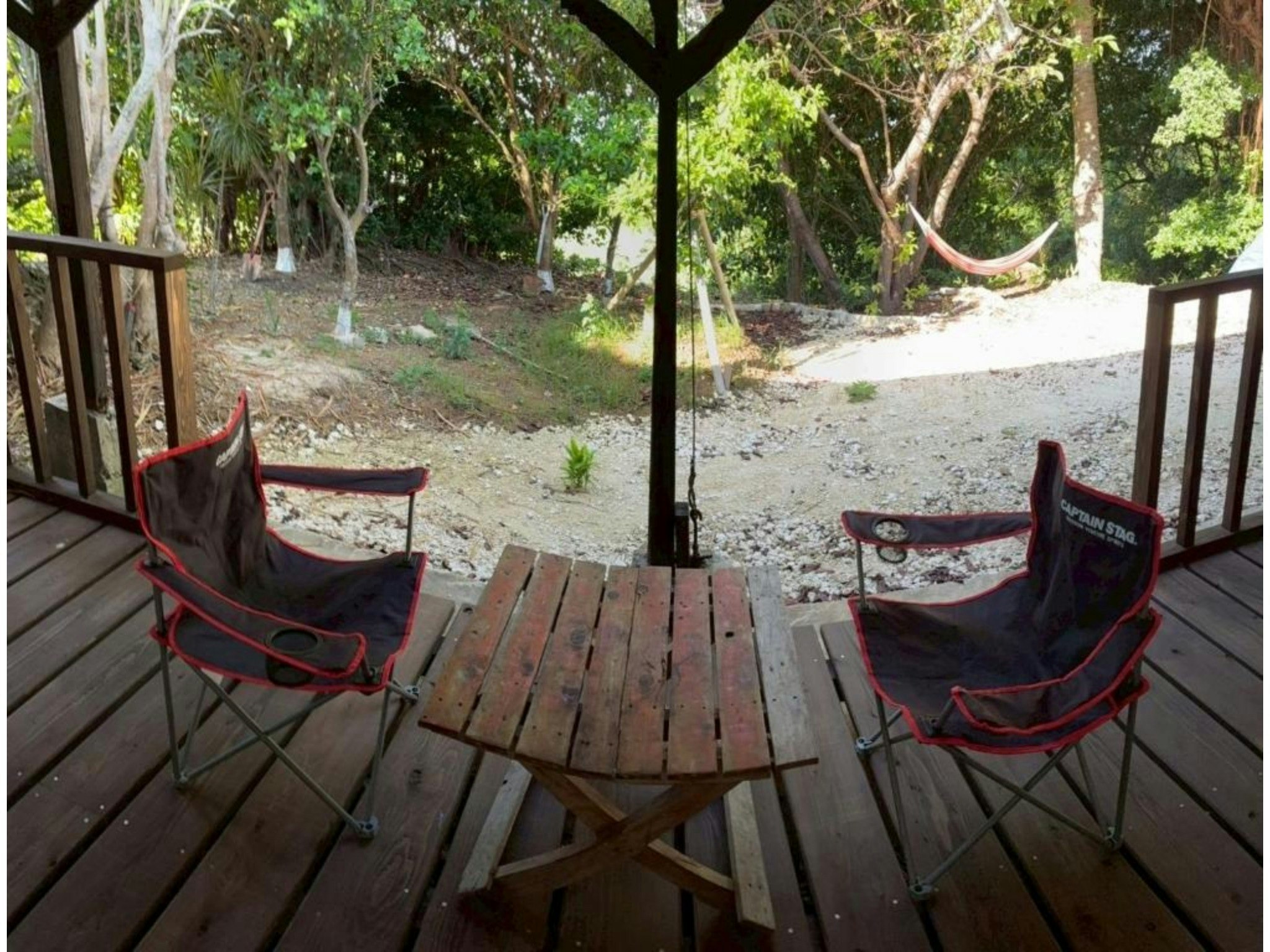 【禁煙】Room3/ガジュマルの木陰でひとやすみ・静かな島のやすらぎのお宿