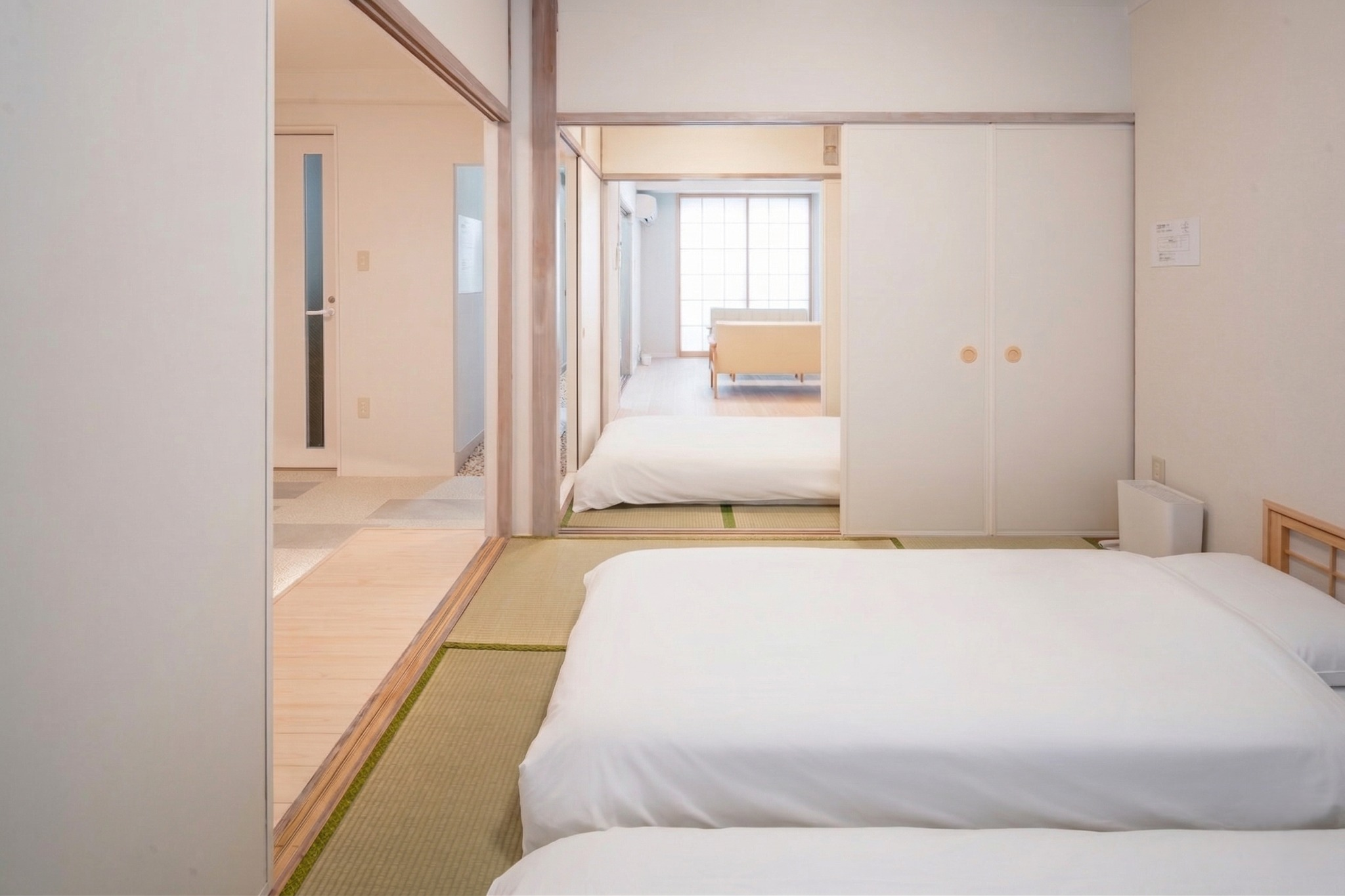 観光に便利な栄エリア|3階4階メゾネット貸切(109m2)|9名宿泊可|名古屋駅まで電車で4分