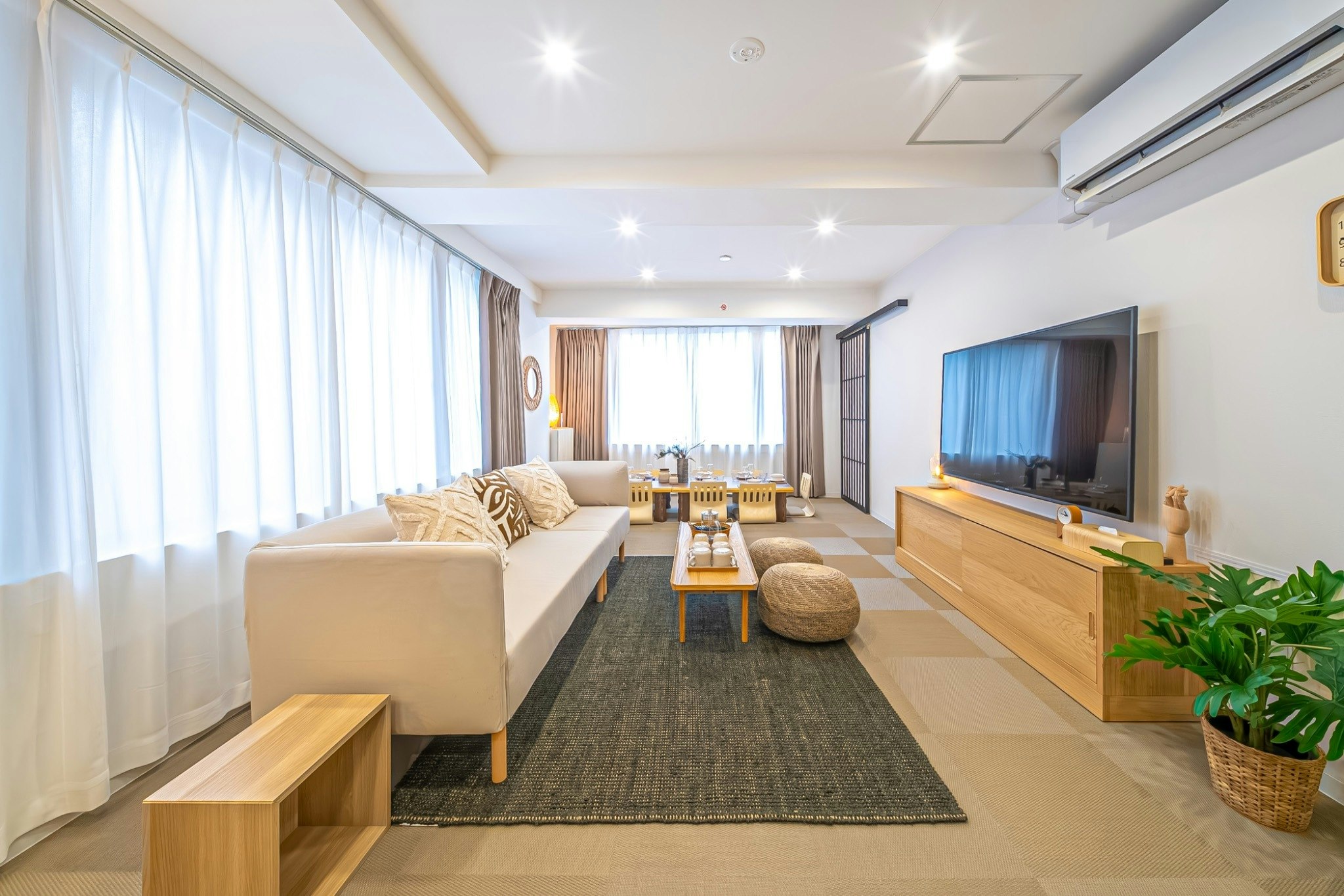 POKA HOTEL AOYAMA SIX