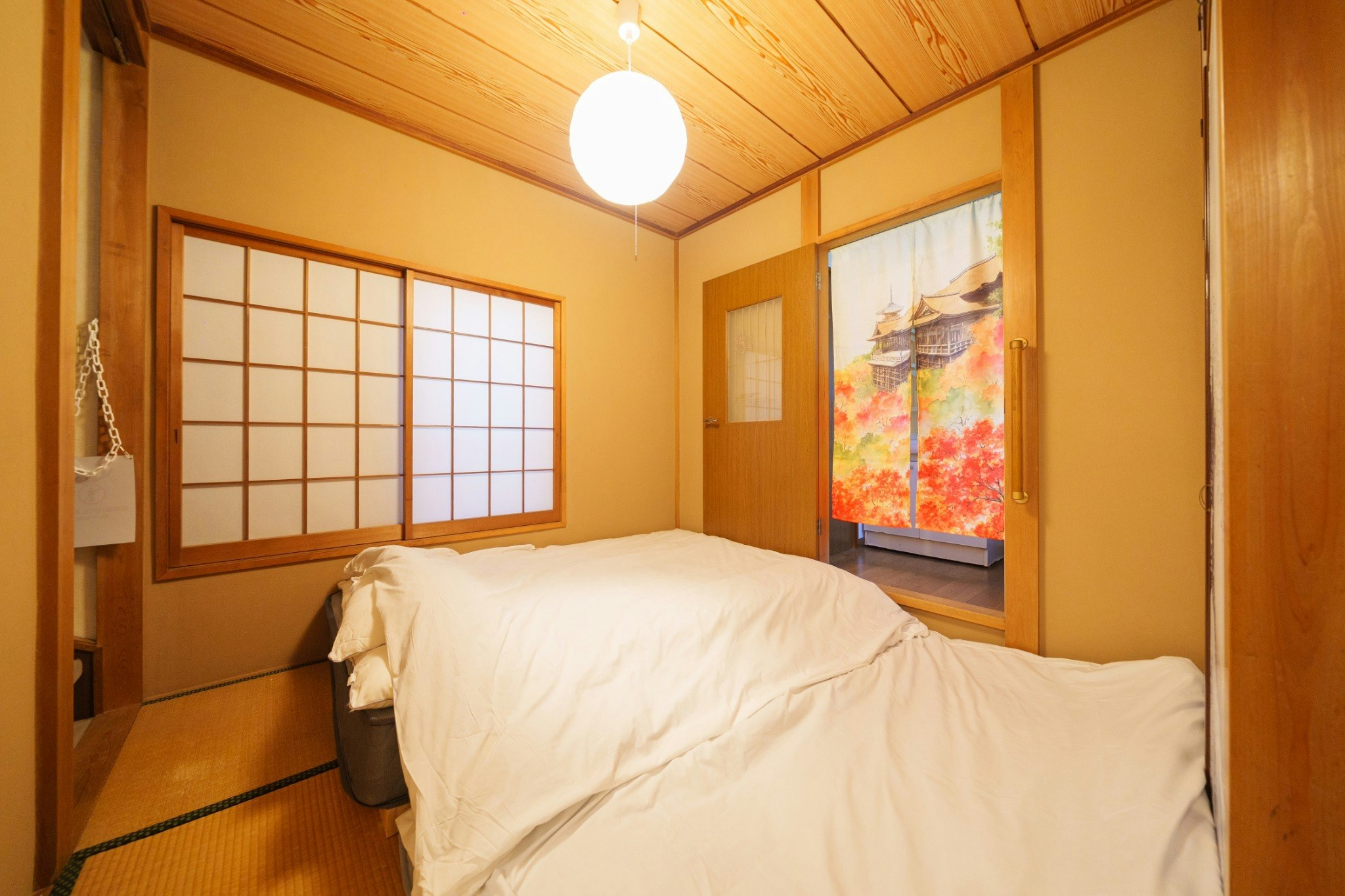 JR・京急東神奈川から徒歩4分/戸建て/1日1組限定/最大8名様宿泊可能