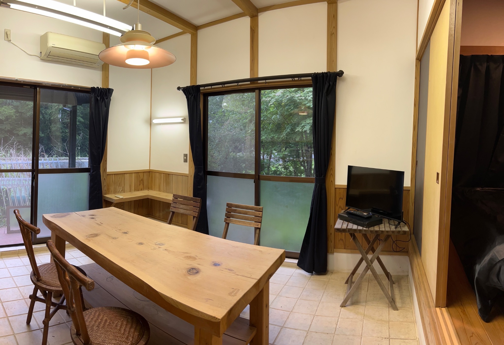 FireflyRiver蛍川 飯能駅4.9/横田基地9.6mi 4名 駐車2台 -12時 ペッ/民泊のnull