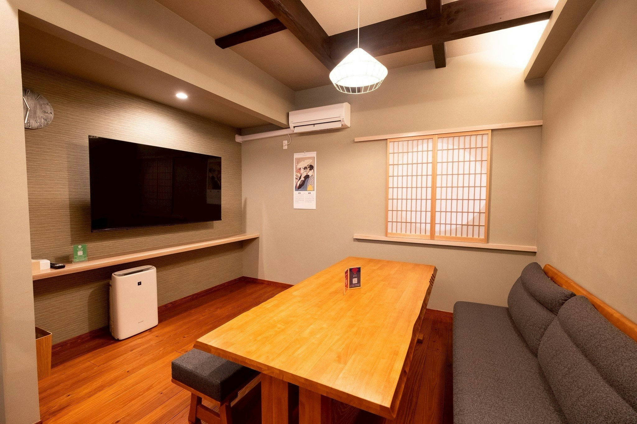 豆田町徒歩4分|伝統美とモダン建築の一棟貸し|最大7名宿泊可能|New Open