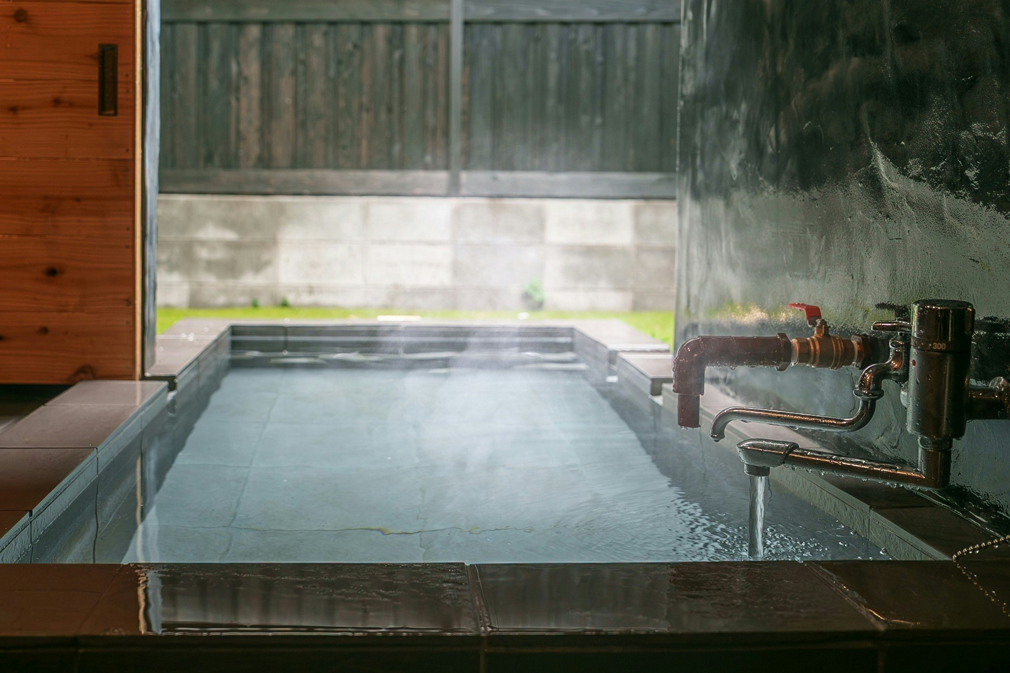 【YUFUIN ONSEN PRIVATE VILLA KINRIN】 2階建て一軒家完全貸し切り