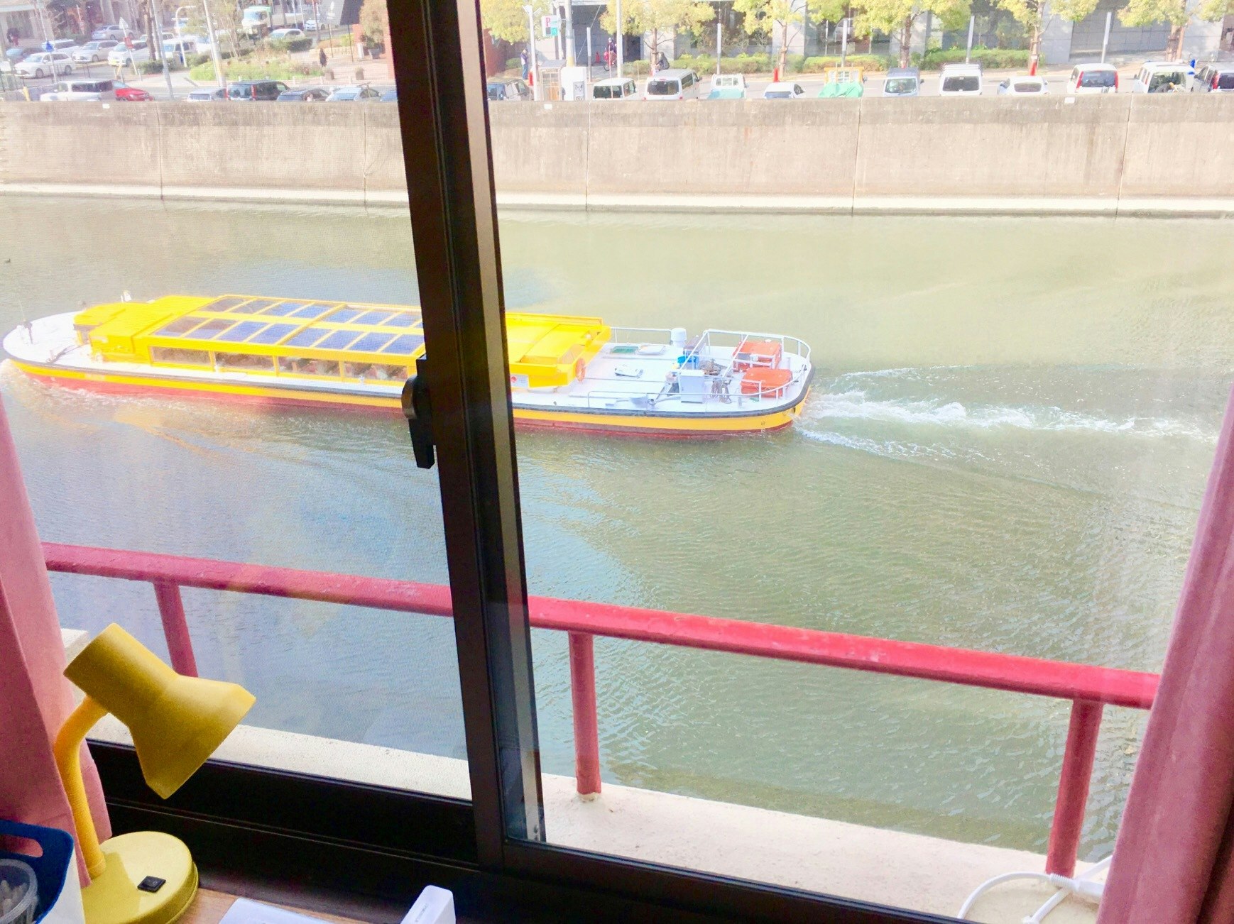 大阪道頓堀リバーサイド。徒歩:難波駅5分、心斎橋7分、道頓堀分、ORANGE STREET 分5