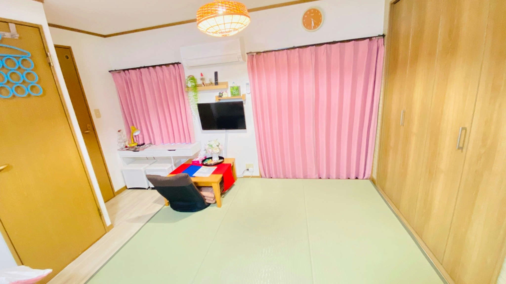 大阪道頓堀リバーサイド。徒歩:難波駅5分、心斎橋7分、道頓堀分、ORANGE STREET 分5