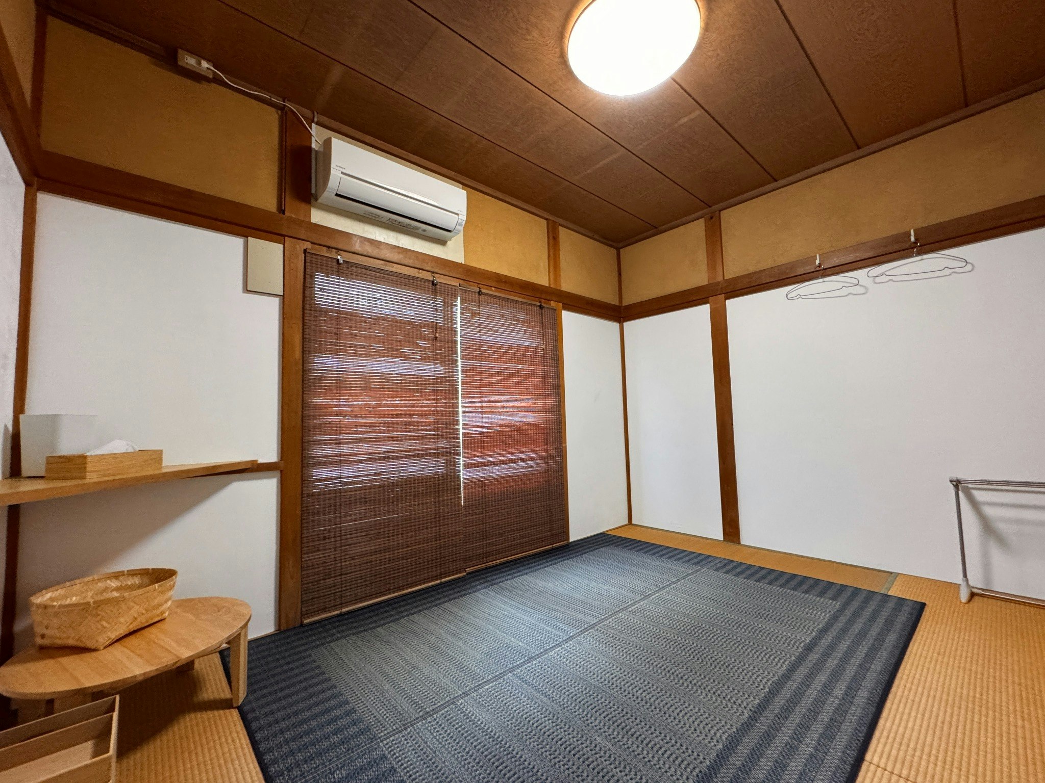 人気の釣り場目の前!港ビュー一棟貸し 夕日の海まで10秒 駐車場付き【Calmbaseいざよい】