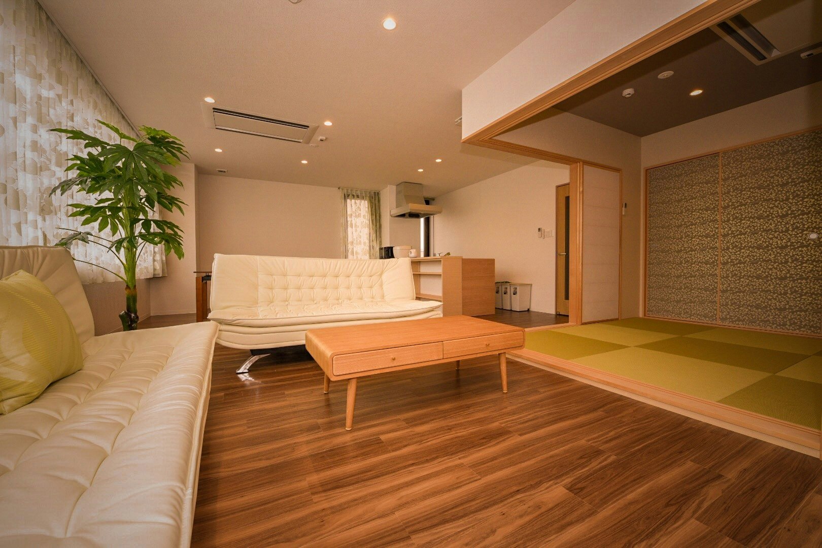 【楽天スーパーSALE】【花月】小樽運河を楽しむ｜９８ｍ２の和モダンフロア貸切・最大