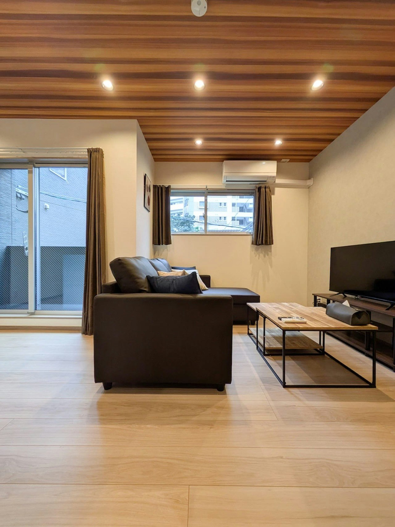 NEW OPEN!博多駅まで15分・最大4人使用の新築アパート