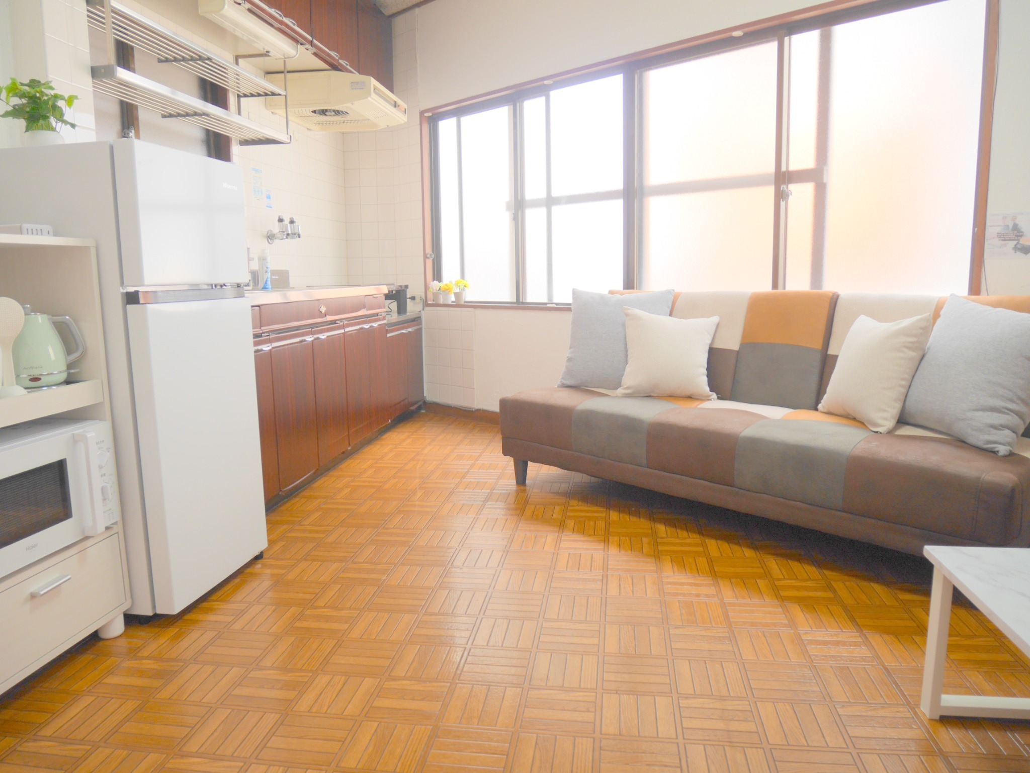 駅徒歩3分!9名宿泊可!65m2寝室4部屋!難波まで10分!ユニバまで最短20分!リフォーム済
