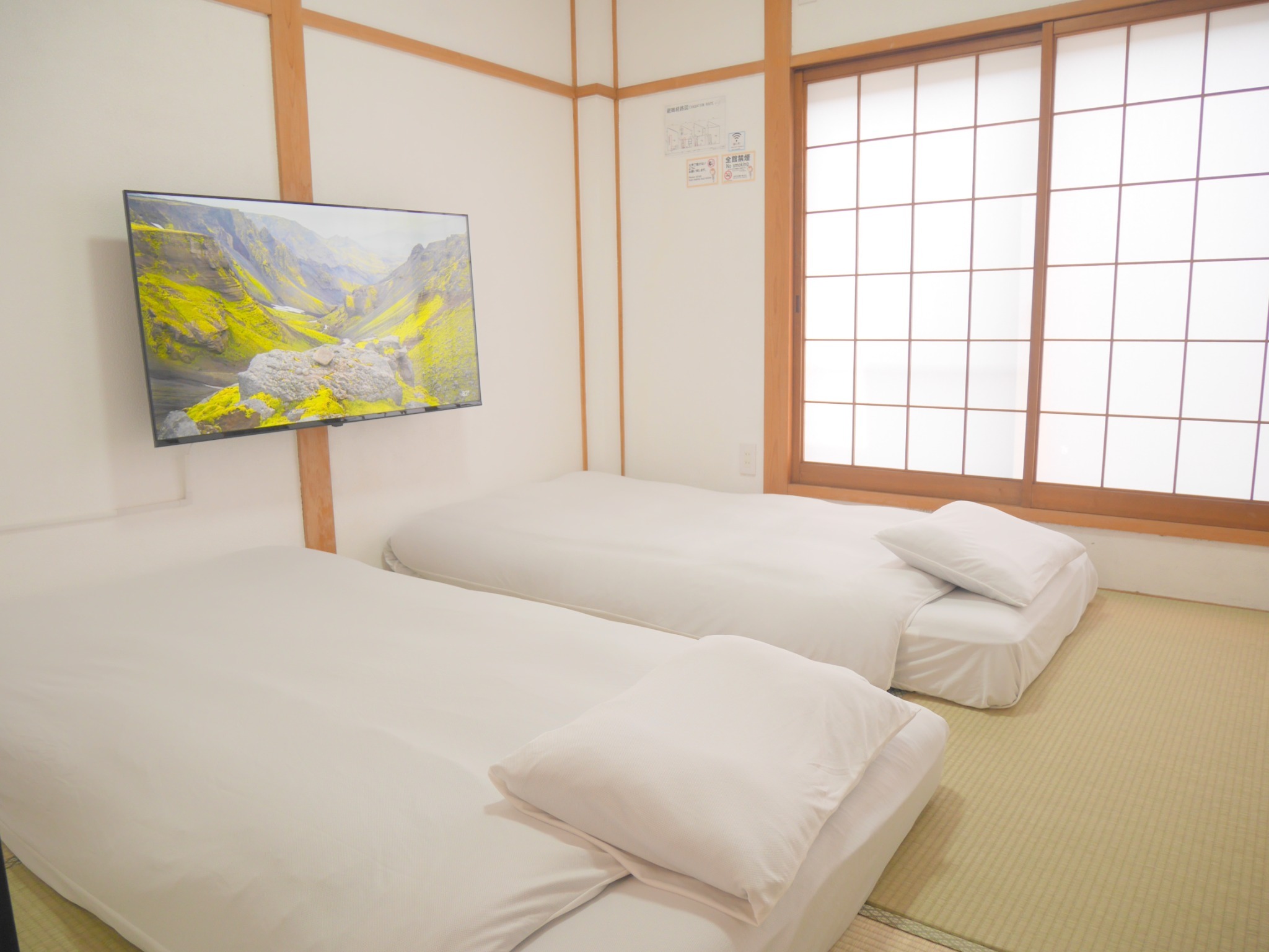 駅徒歩3分!9名宿泊可!65m2寝室4部屋!難波まで10分!ユニバまで最短20分!リフォーム済