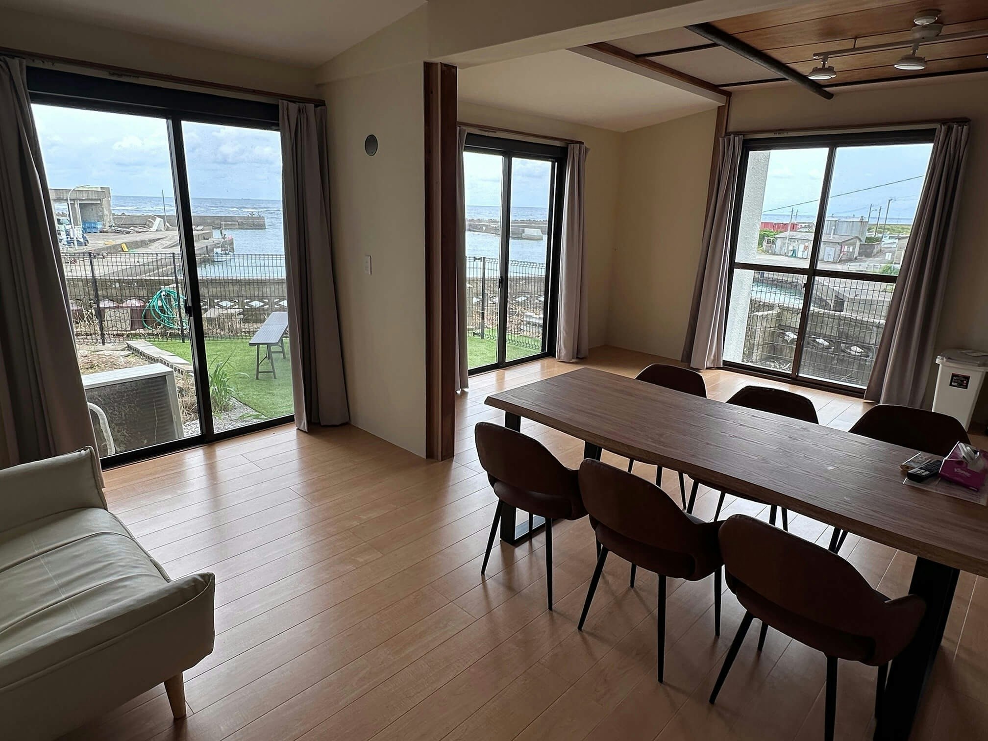 海側【B室】160m2・全室オーシャンビューの3LDK+中庭