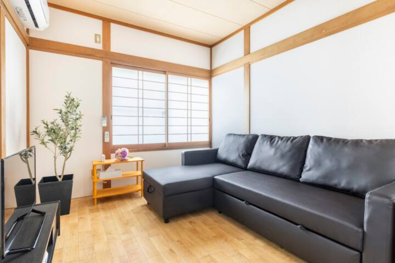 一軒家貸切・弁天町駅徒歩6分・JR/地下鉄2wayアクセス・空港, USJ, 梅田,万博アクセス抜群