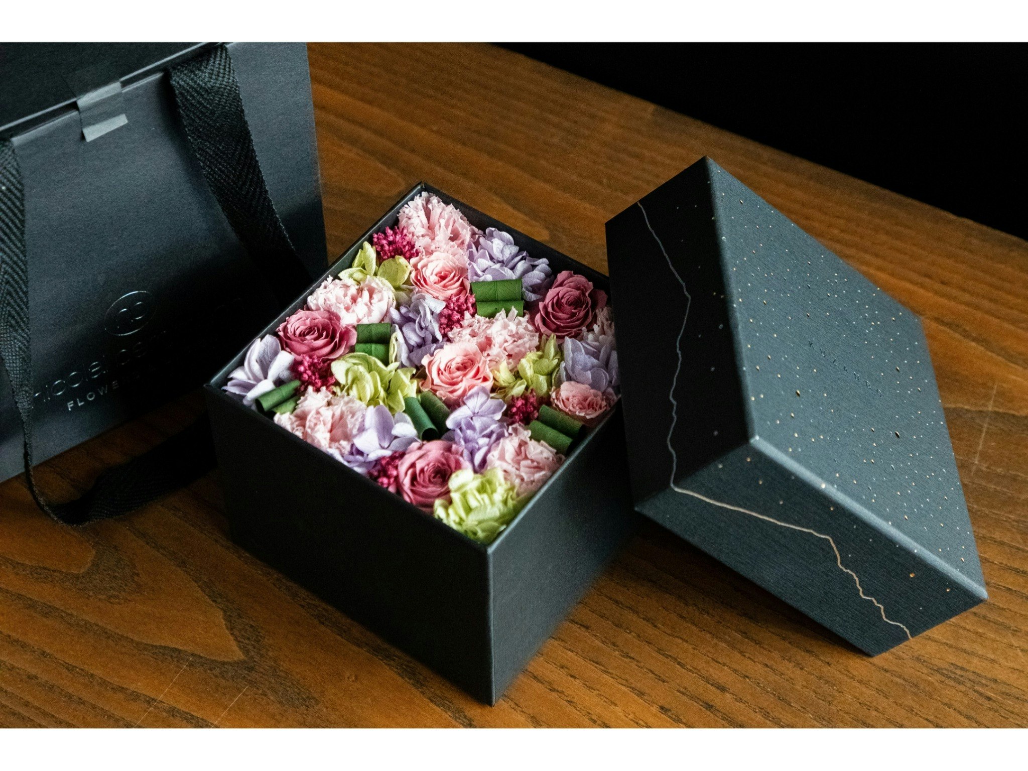 【1棟限定】開業5周年記念|Nicolai Bergmann Flowers & Designプラン