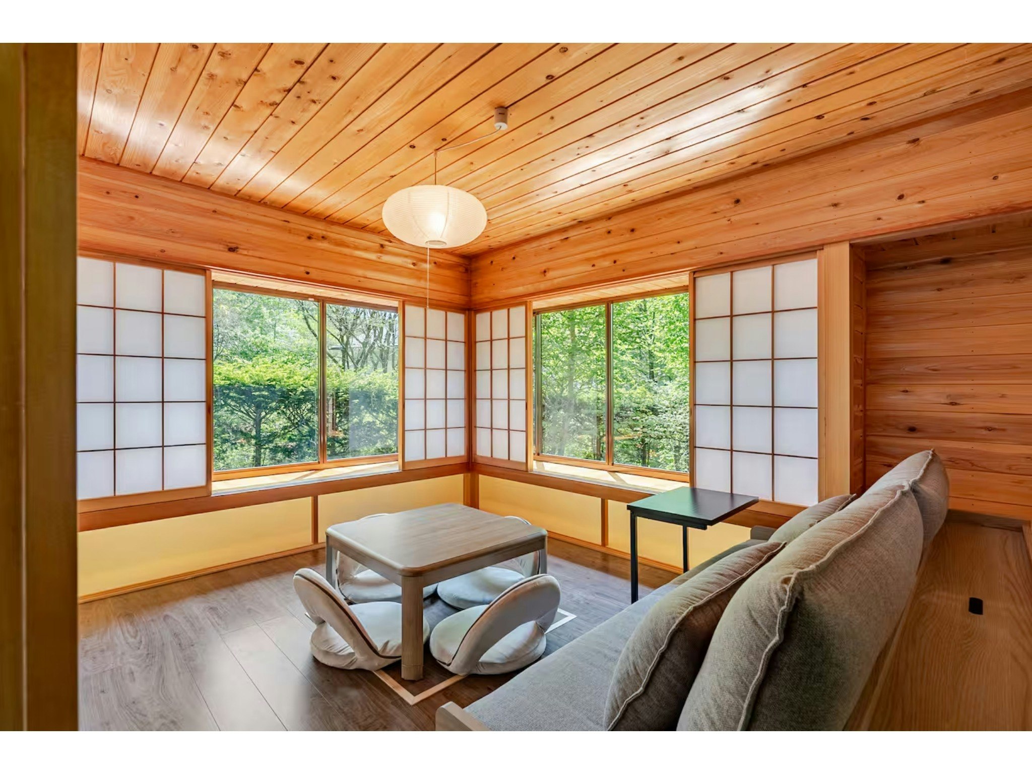 Fitness Villa 北軽井沢|本格ジムで大人のウェルネス滞在【軽井沢・草津の中間拠点】