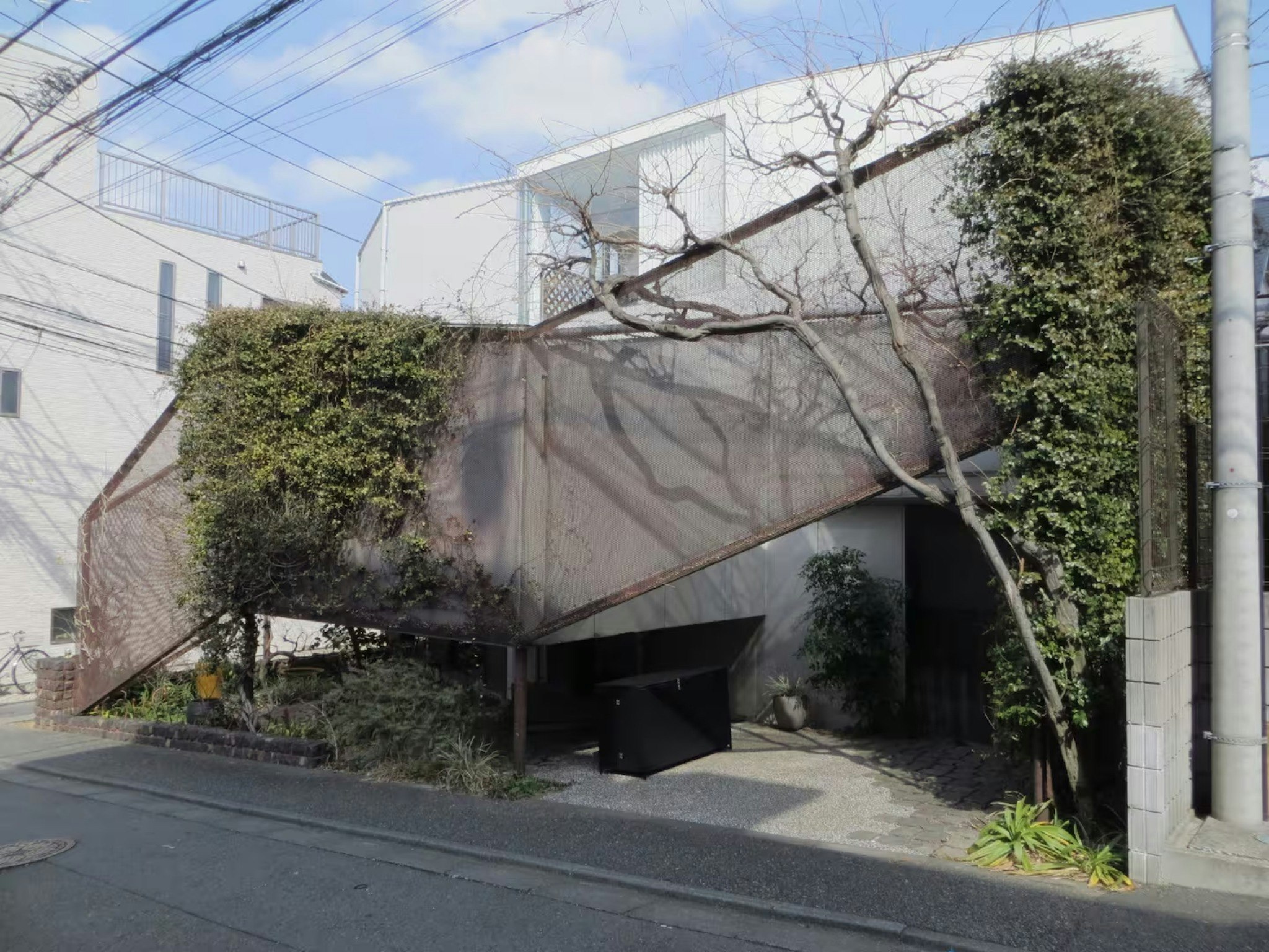 一棟貸し|渋谷好アクセス|開放的なデザイナーズハウス|三宿の静かな住宅街|6名