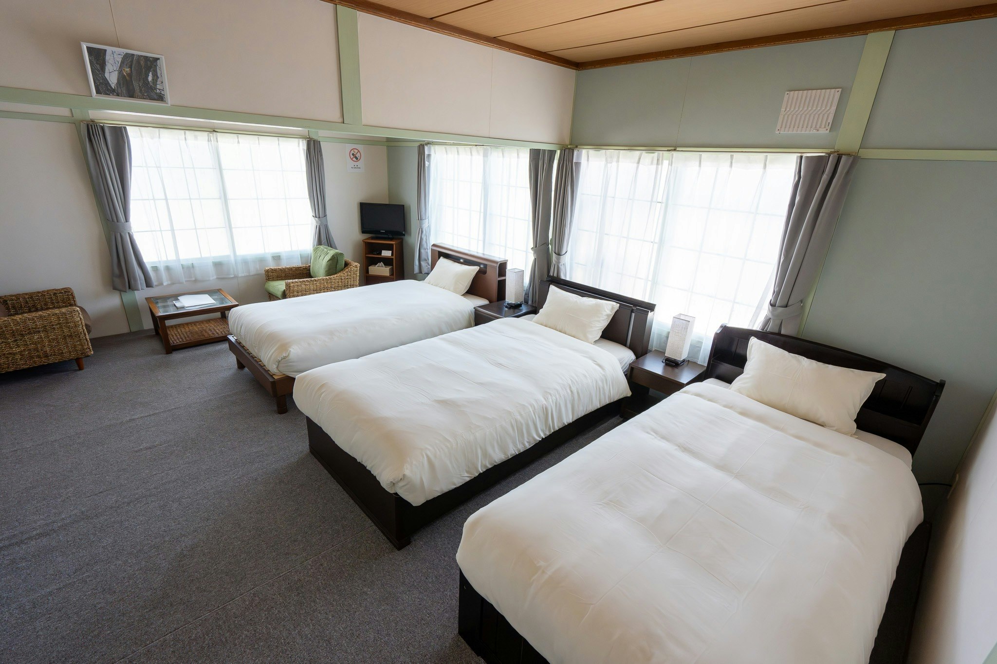 1日・1家族様(1グループ様)限定。5名様まで宿泊可能な、ホスト居住の一軒家です。最低2名様から。