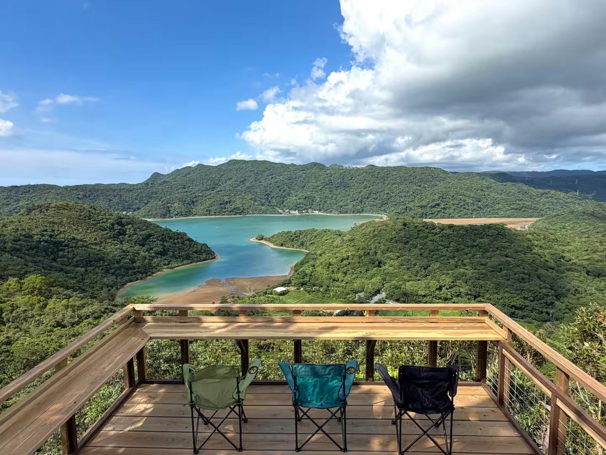【一棟貸切】沖縄北部の絶景別荘/塩屋湾を見渡す非日常の一日/穴場/ BBQ可