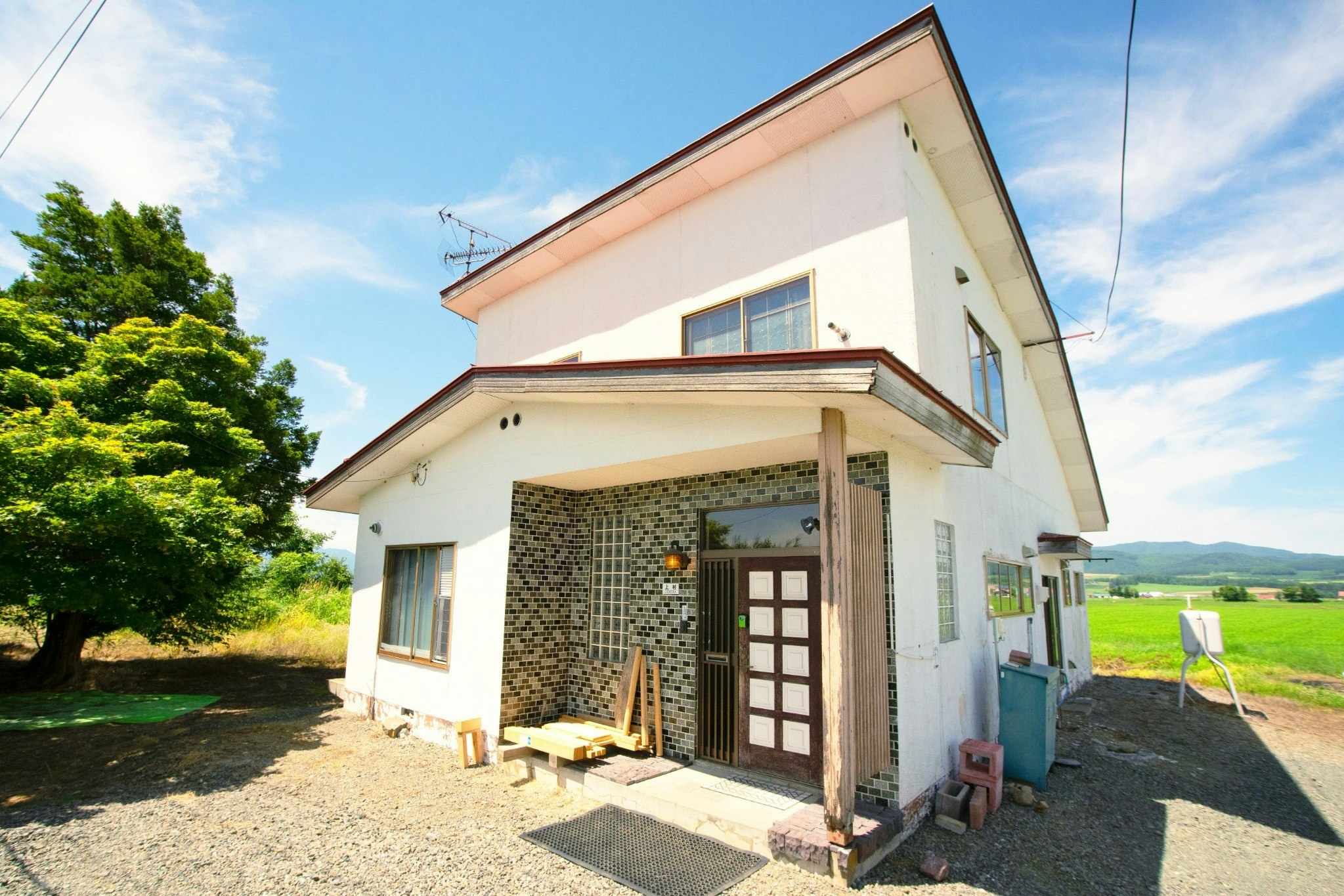 お花畑まで5分!一組限定!最大7人!エアコン付!ファミリー向け!日本家屋!
