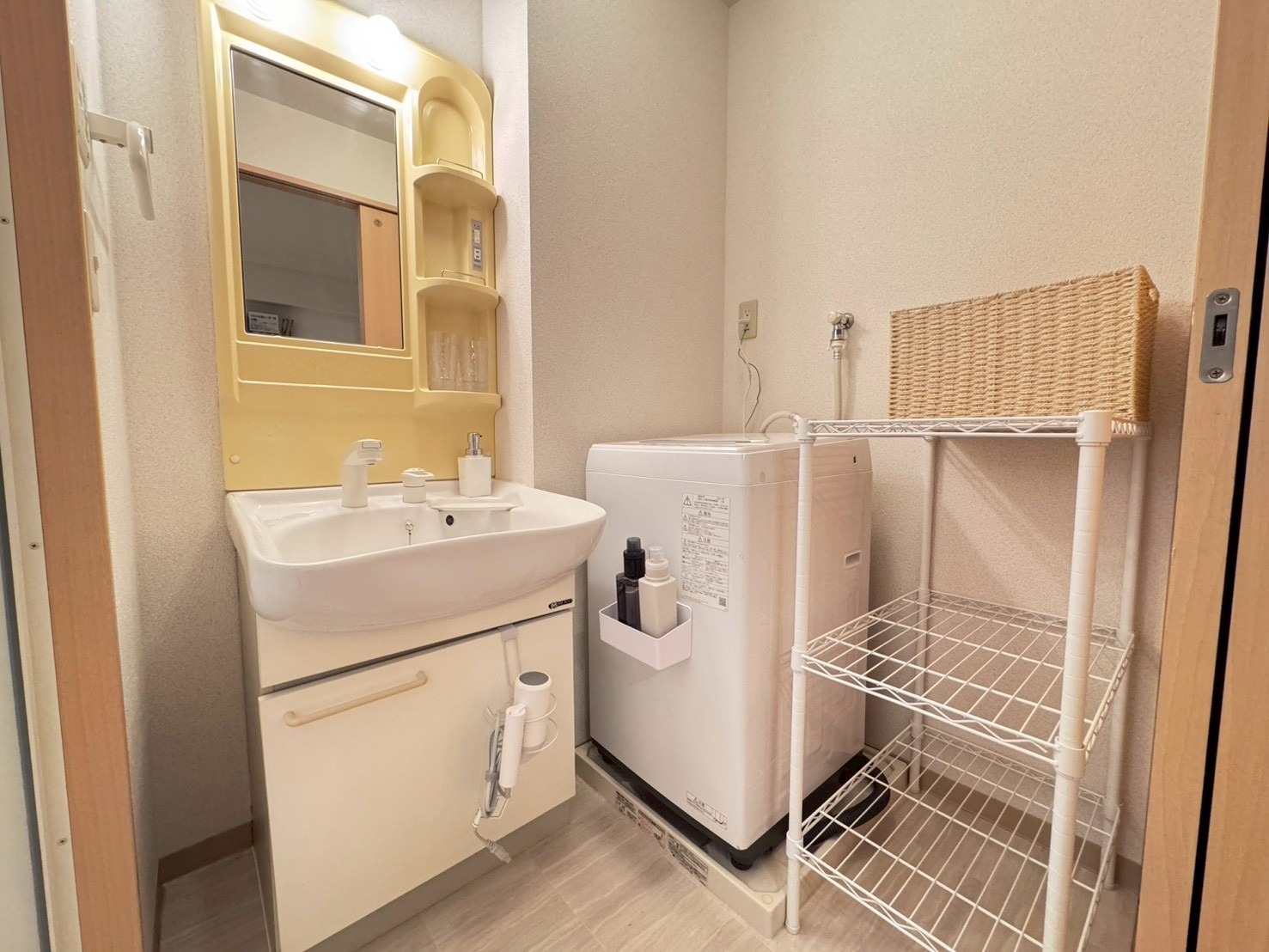 岡山駅5分|オートロック付マンション|最大4名|一室貸切|近隣有料P有り|段差無|高層階|EV有