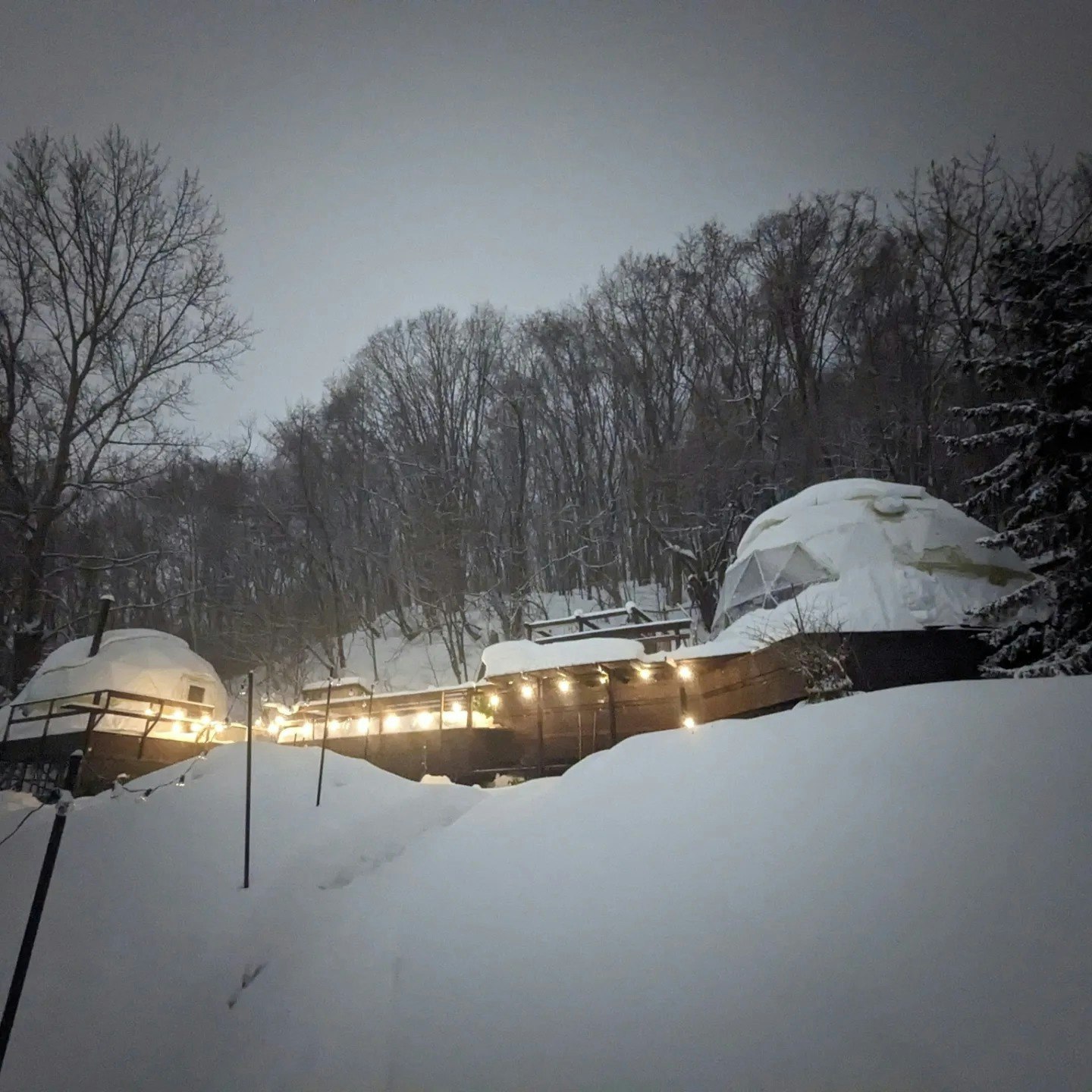 Villa Carta 【札幌市内・朝食付き】夜景が見え、バレルサウナとグランピングサイト併設の家