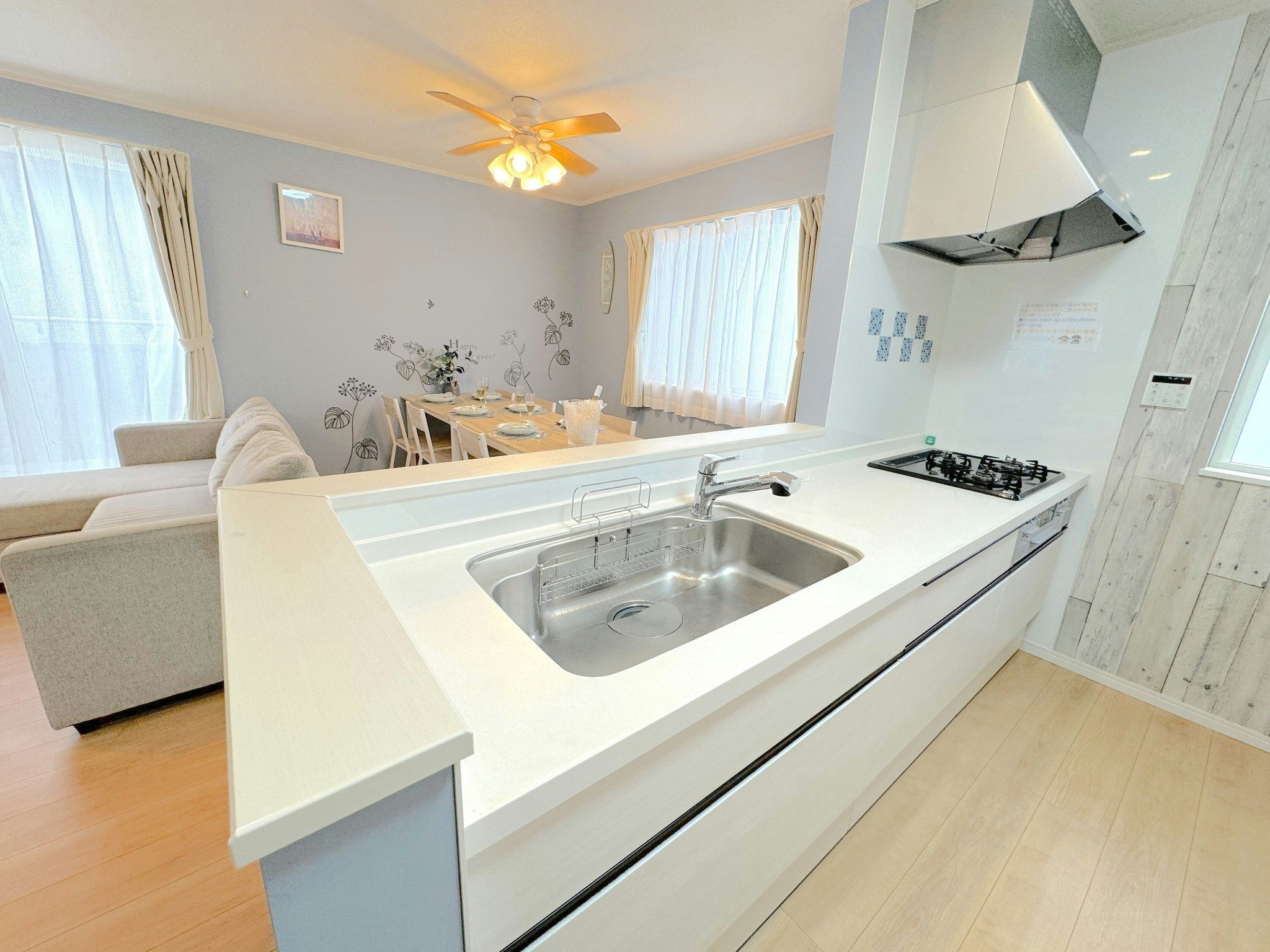 グランディオーソ沖縄ヴィラ恩納2G/4LDK/高速wifi/BBQ可能!